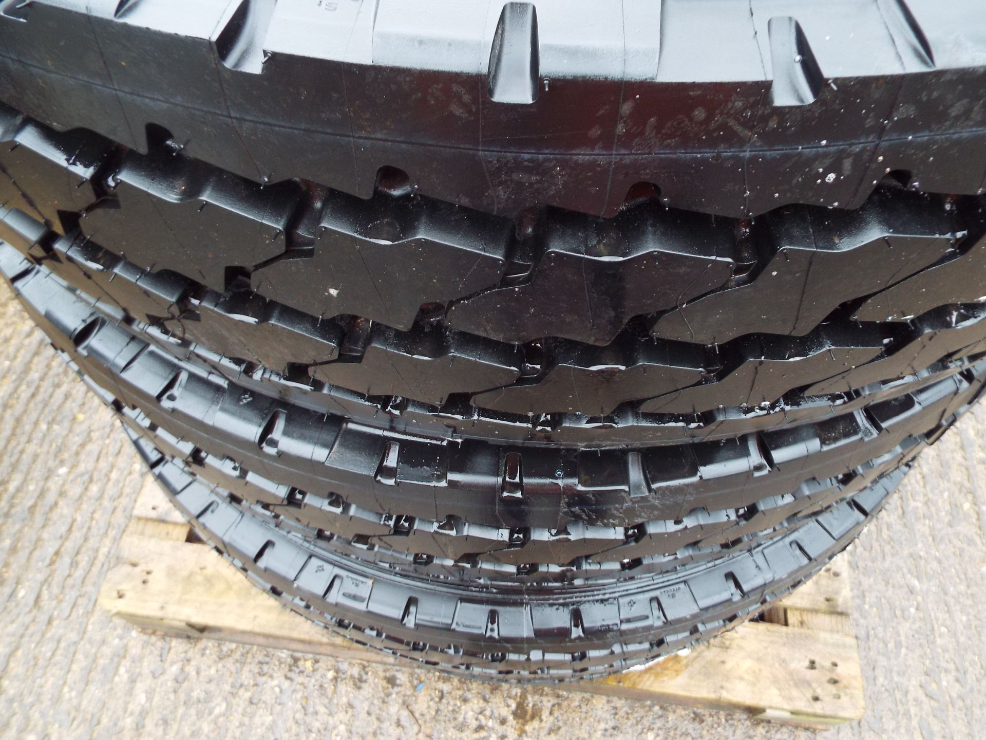 4 x Michelin XZY-2 12.00 R22.5 Tyres - Image 4 of 5