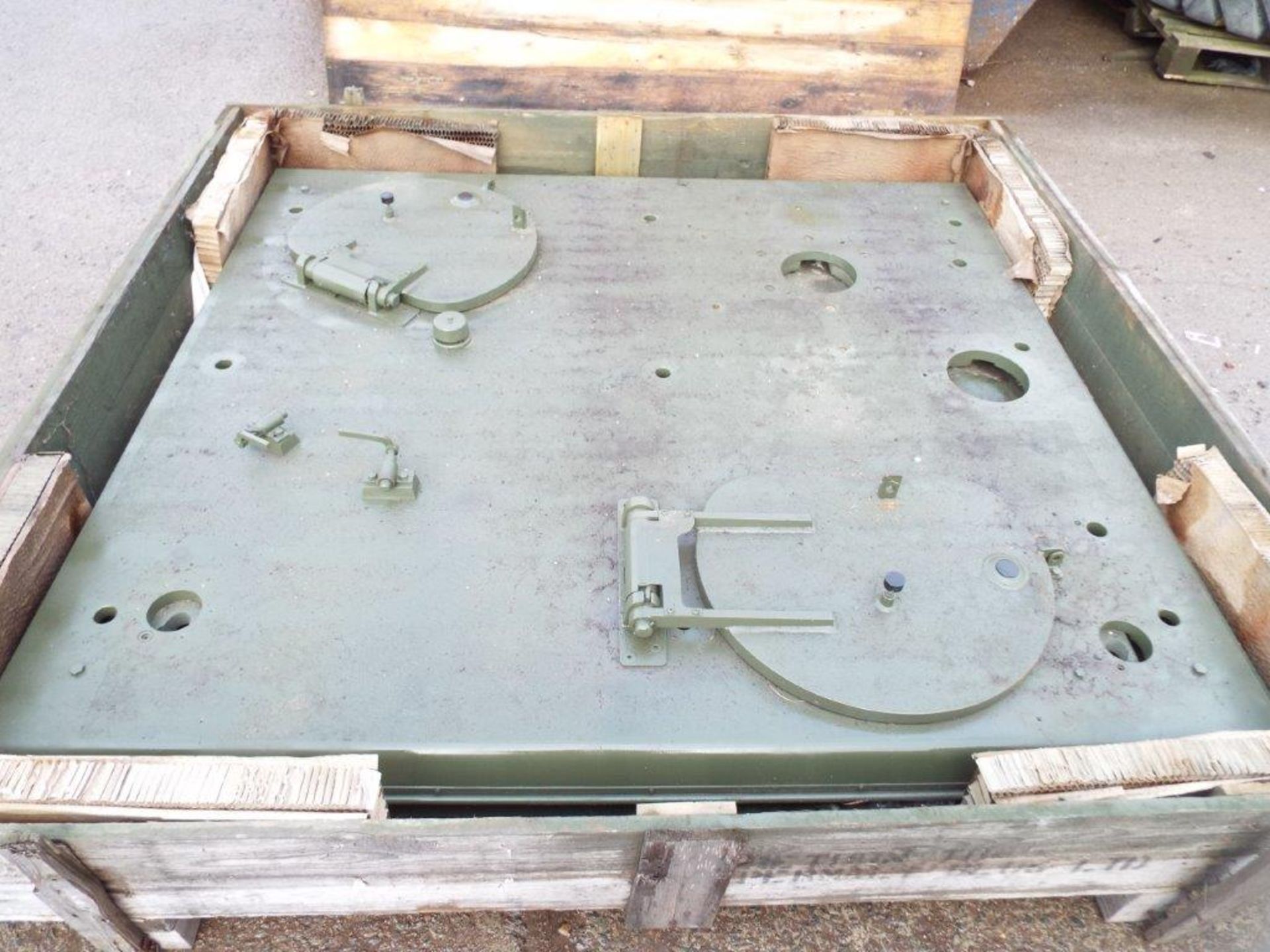 8 x Armoured Roof Assy for Panther Armoured Vehicle - Image 2 of 3