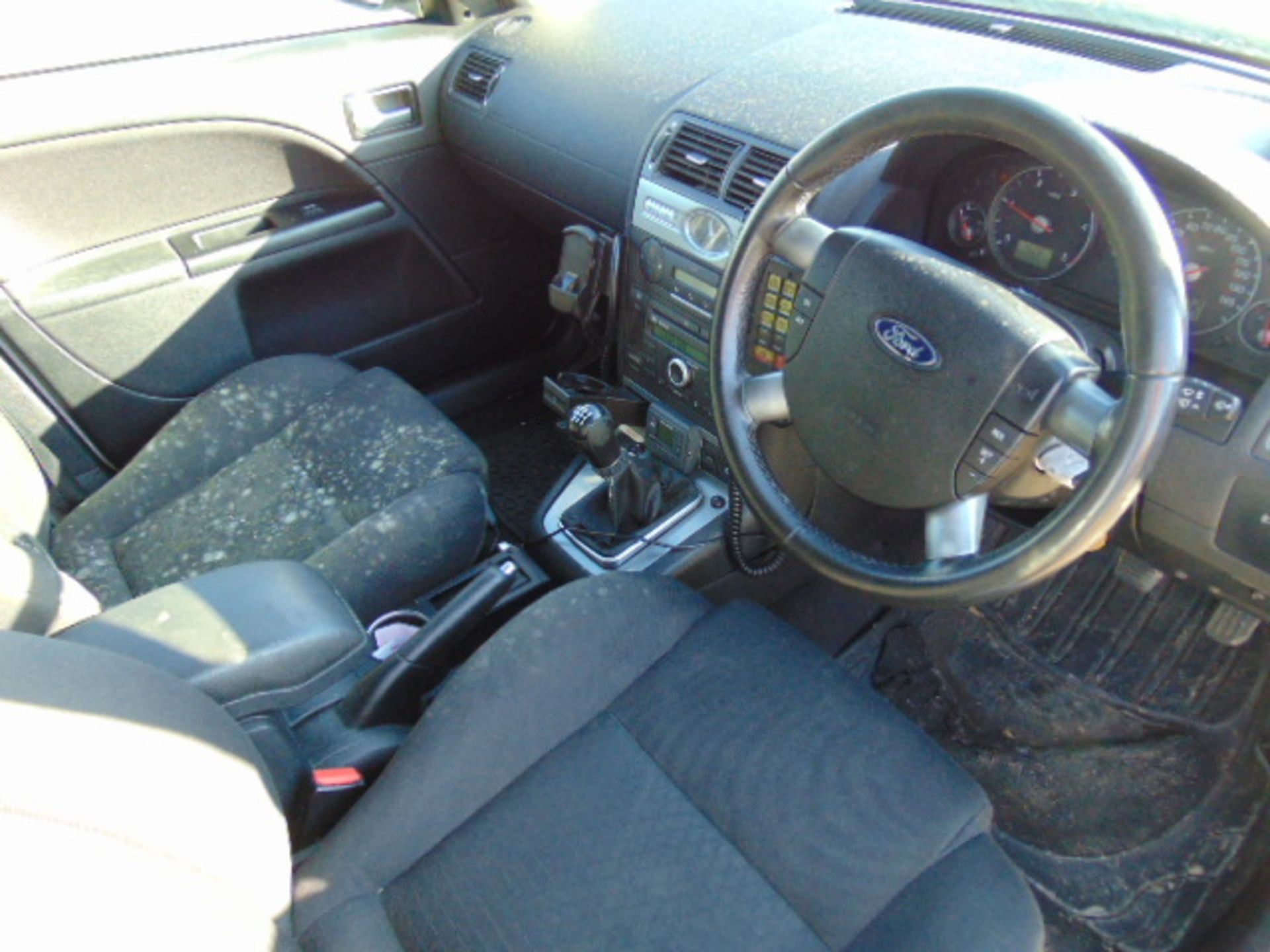 Ford Mondeo 2.0 Turbo diesel ambulance - Image 12 of 14