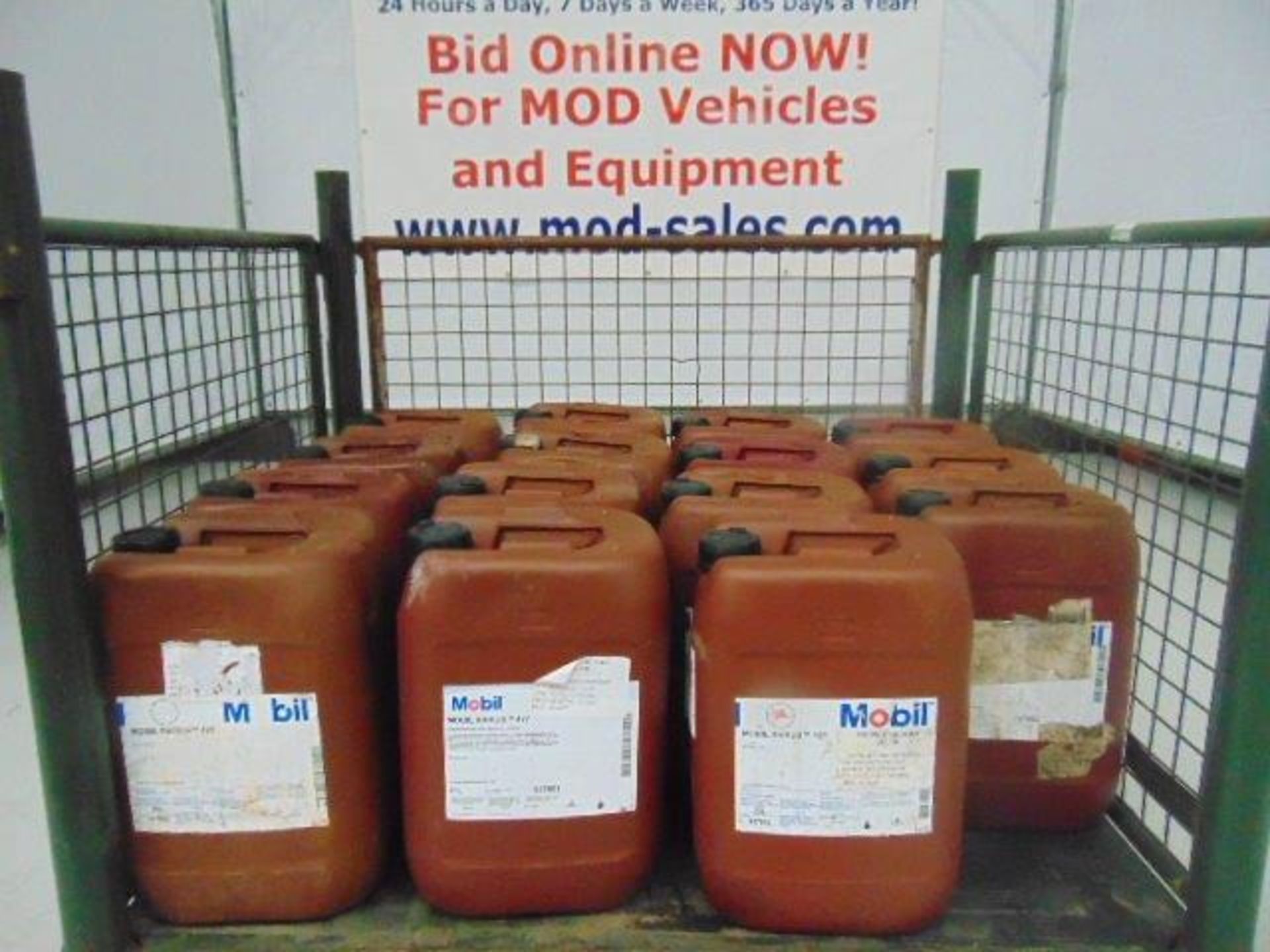 15 x Unissued 20L Drums of Mobil Rarus 427 Air Compressor Lubricant / Oil