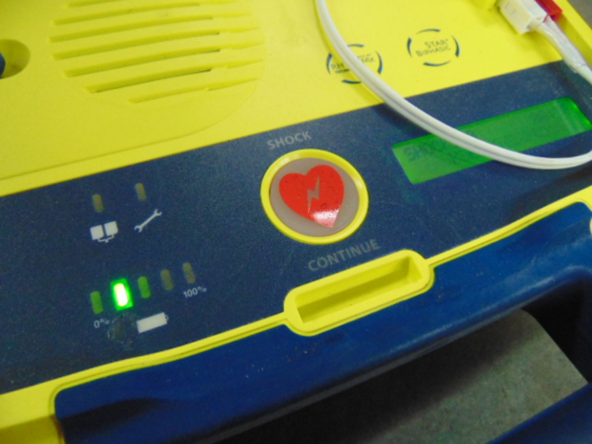 2 x Cardiac Science Powerheart G3 Automatic AED Automatic External Defribrillators - Bild 9 aus 10