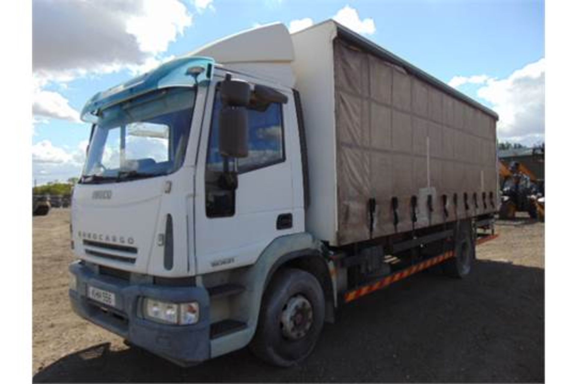Ford Iveco EuroCargo ML150E21 8T Curtain Side Complete with Rear Tail Lift - Image 3 of 22