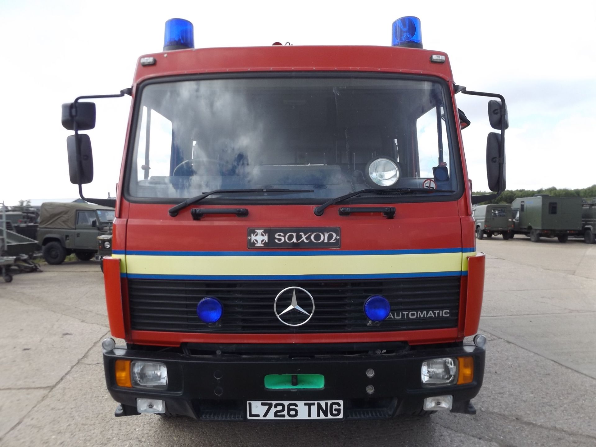 Mercedes 1124 Fire Engine - Image 2 of 16