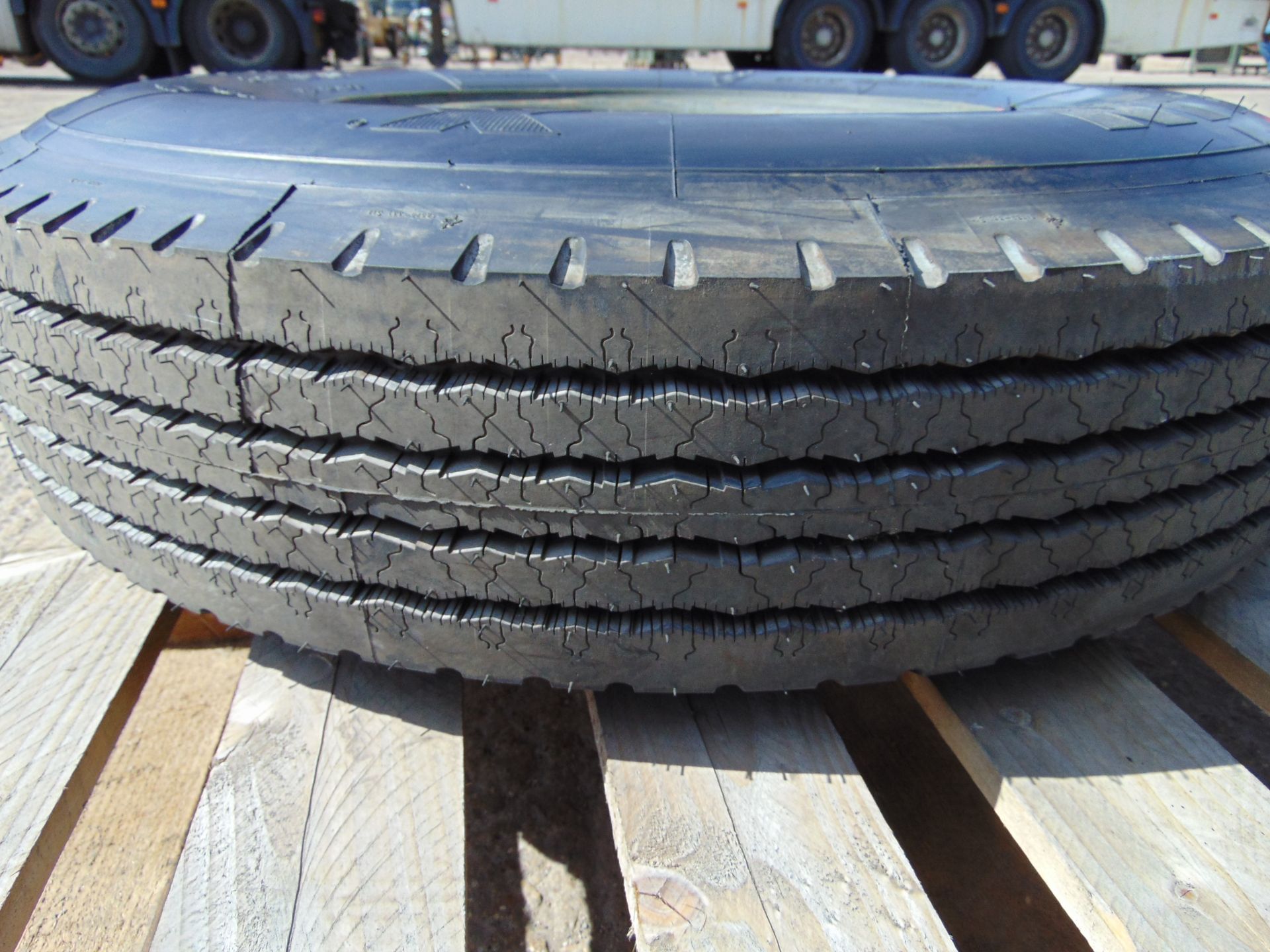 Michelin XZA 8.25 R16 Tyre with 6 Stud Rim - Image 7 of 7