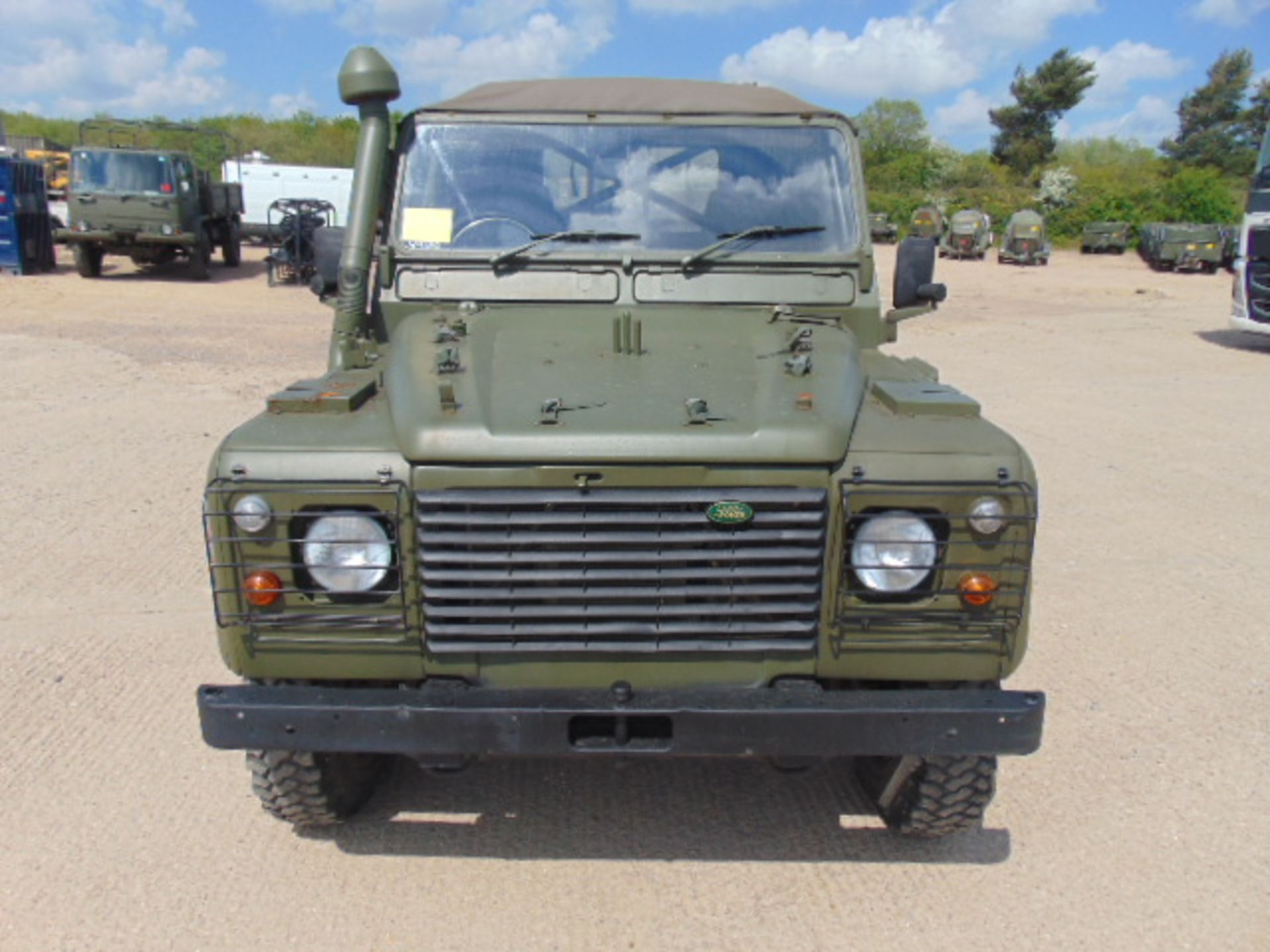 Land Rover Wolf 90 Soft Top - Image 2 of 24