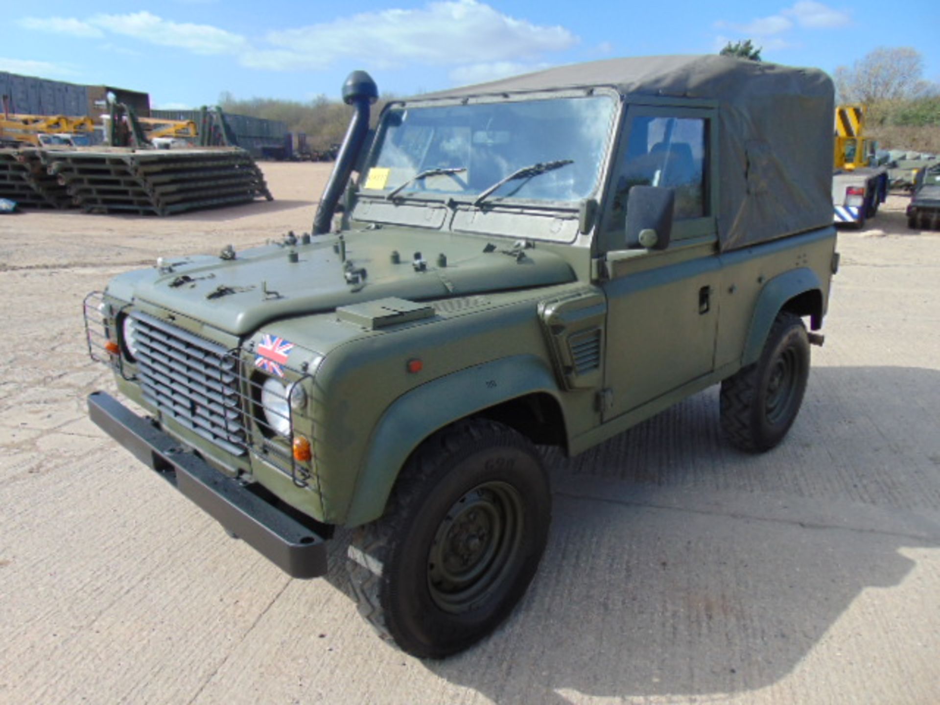 Land Rover Wolf 90 Soft Top - Bild 3 aus 23