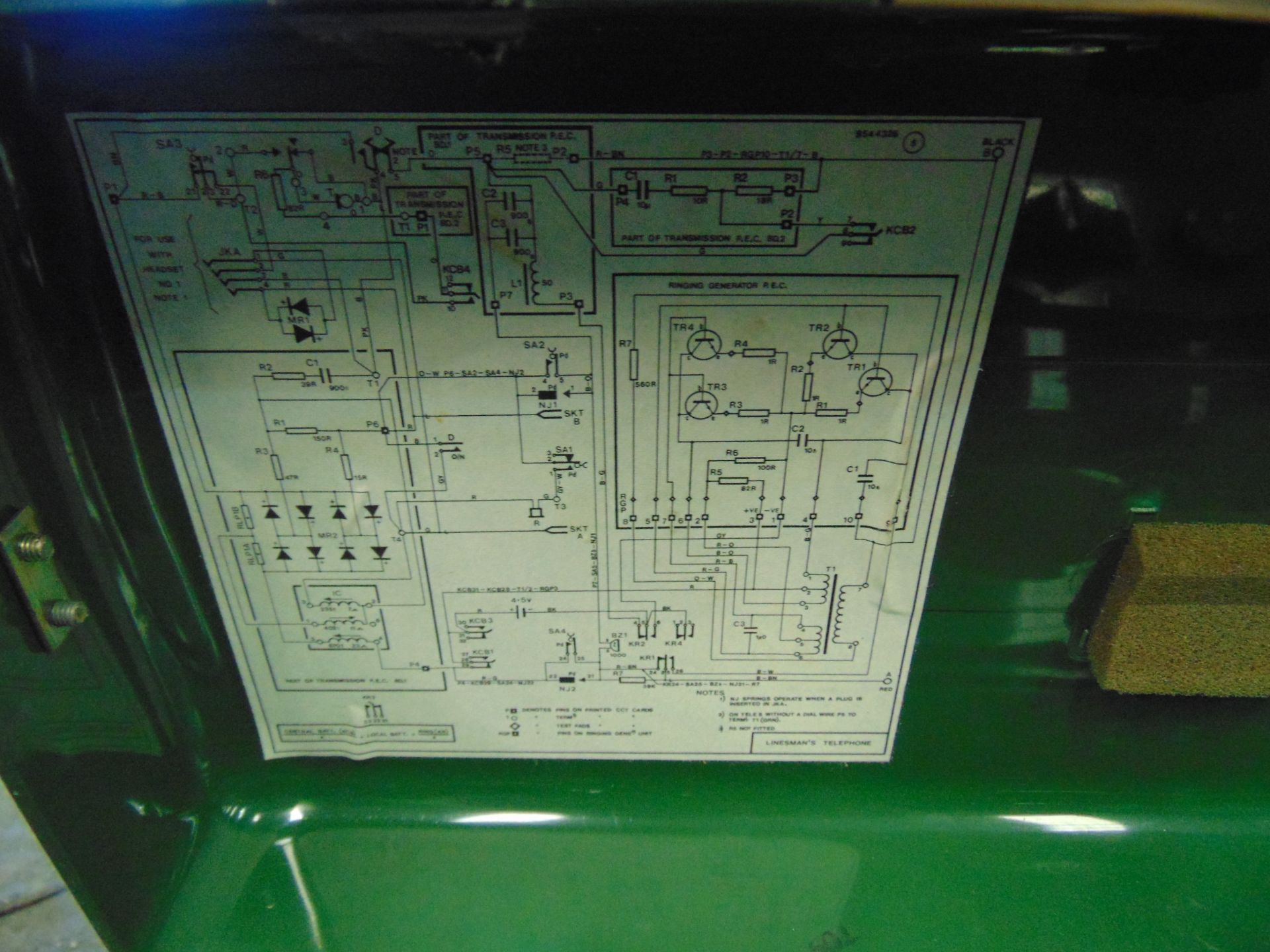 2 x PYE PTC405 Field Telephones - Image 6 of 7