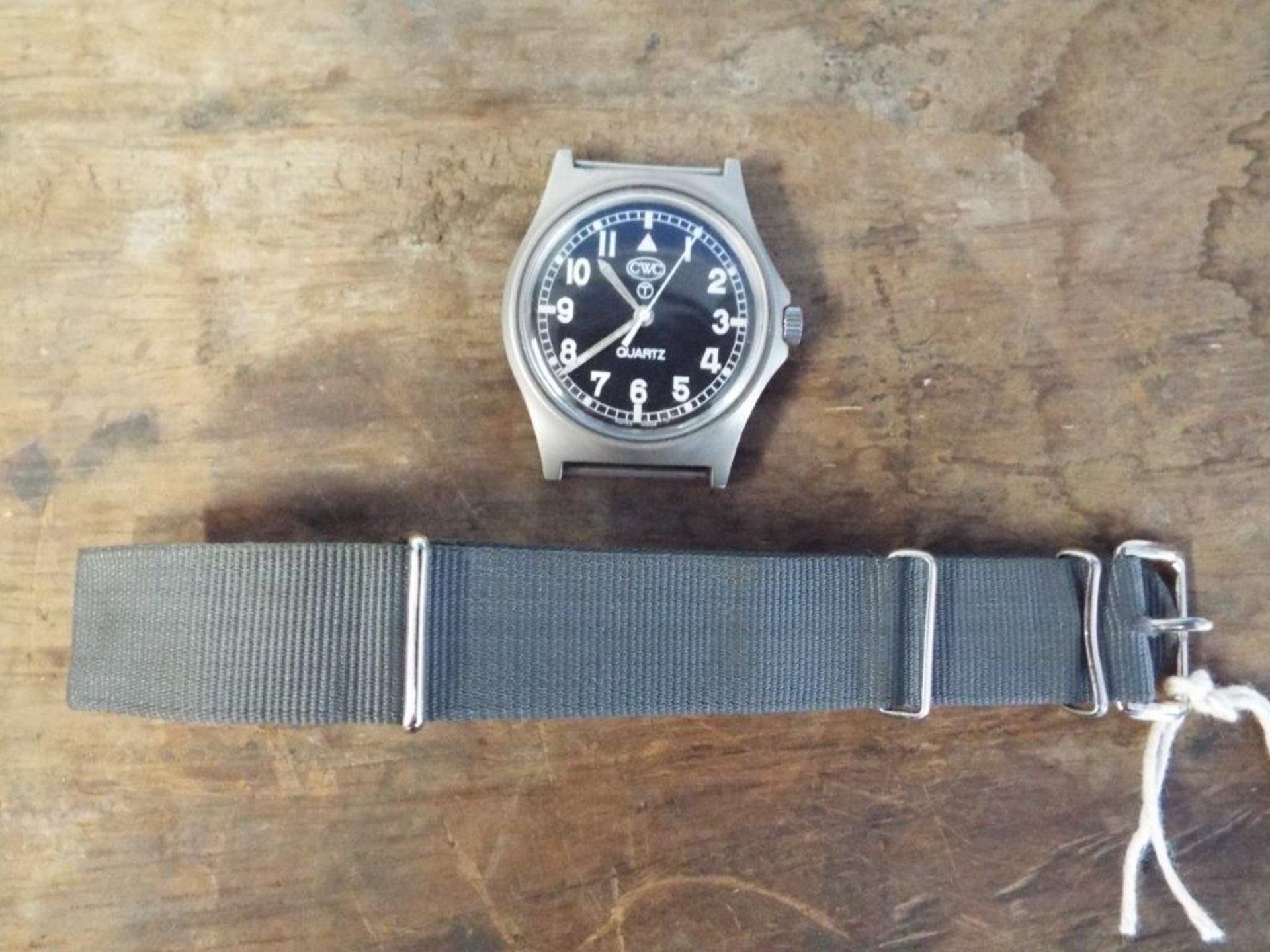 Very Rare Unissued Genuine British Army, Waterproof CWC Quartz Wrist Watch - Bild 5 aus 8