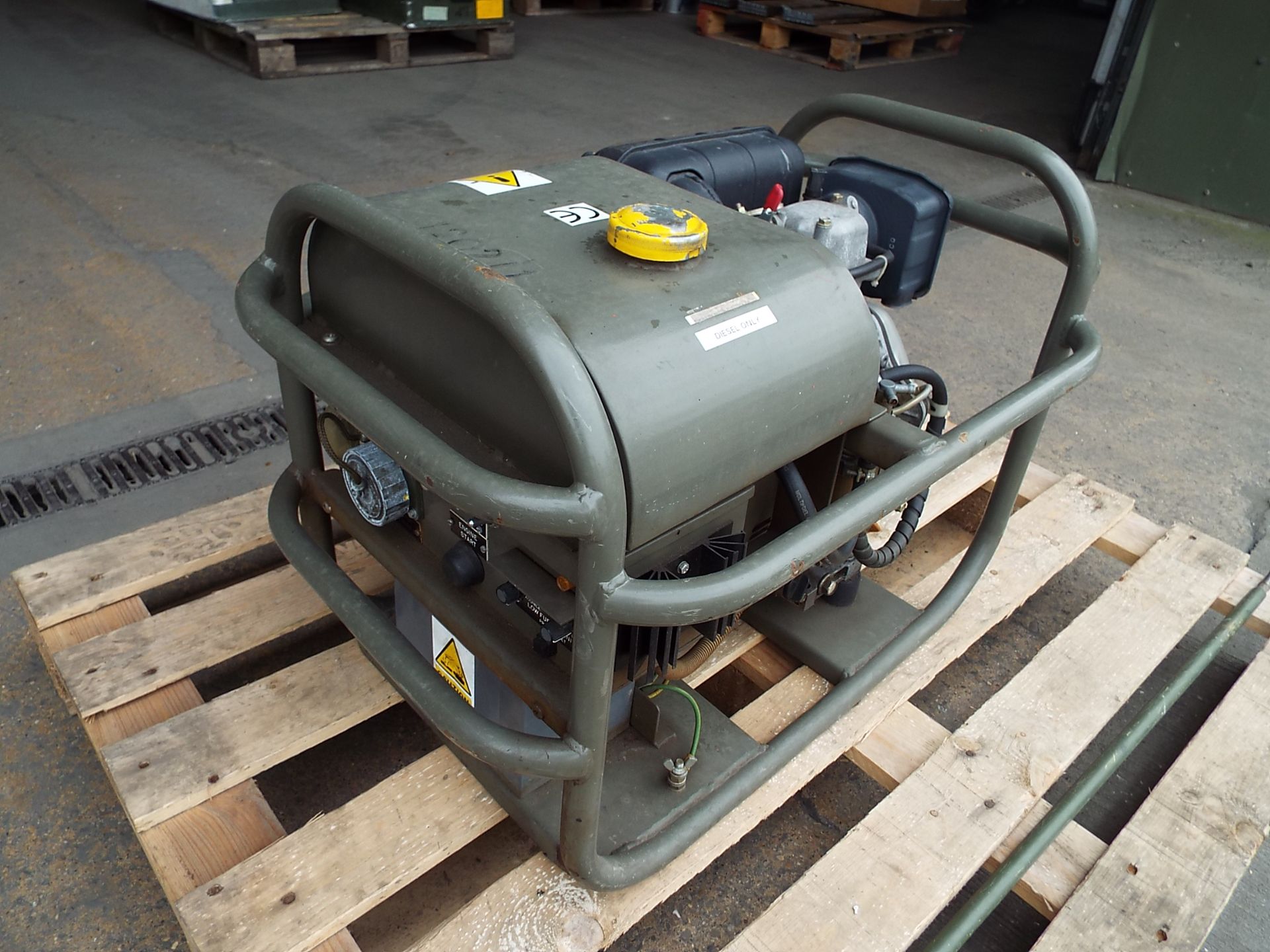 Harrington / Yanmar 1 kW, 28.5V Diesel Generator / Battery Charger