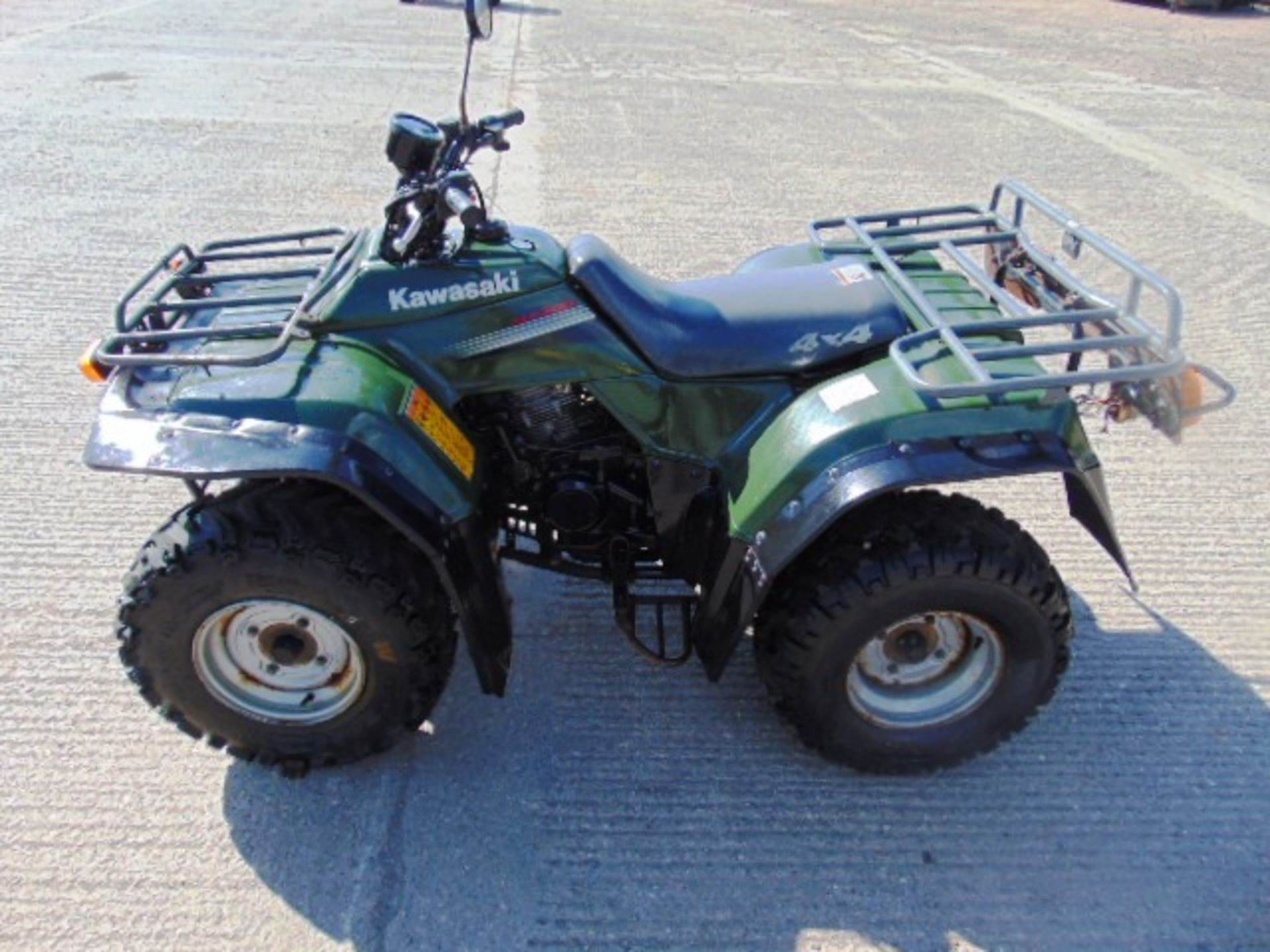 Kawasaki KLF300 4WD Quad Bike - Image 4 of 19