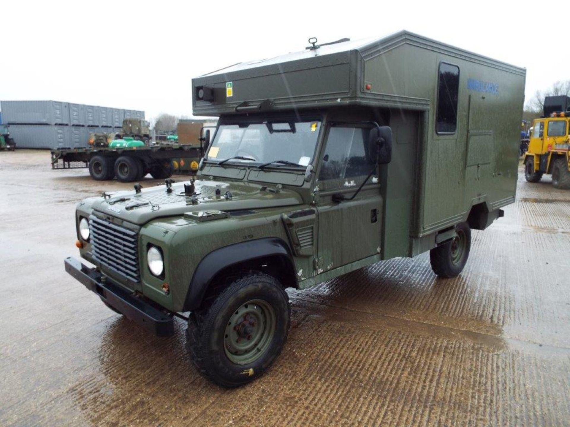 Military Specification Land Rover Wolf 130 Ambulance - Bild 3 aus 25