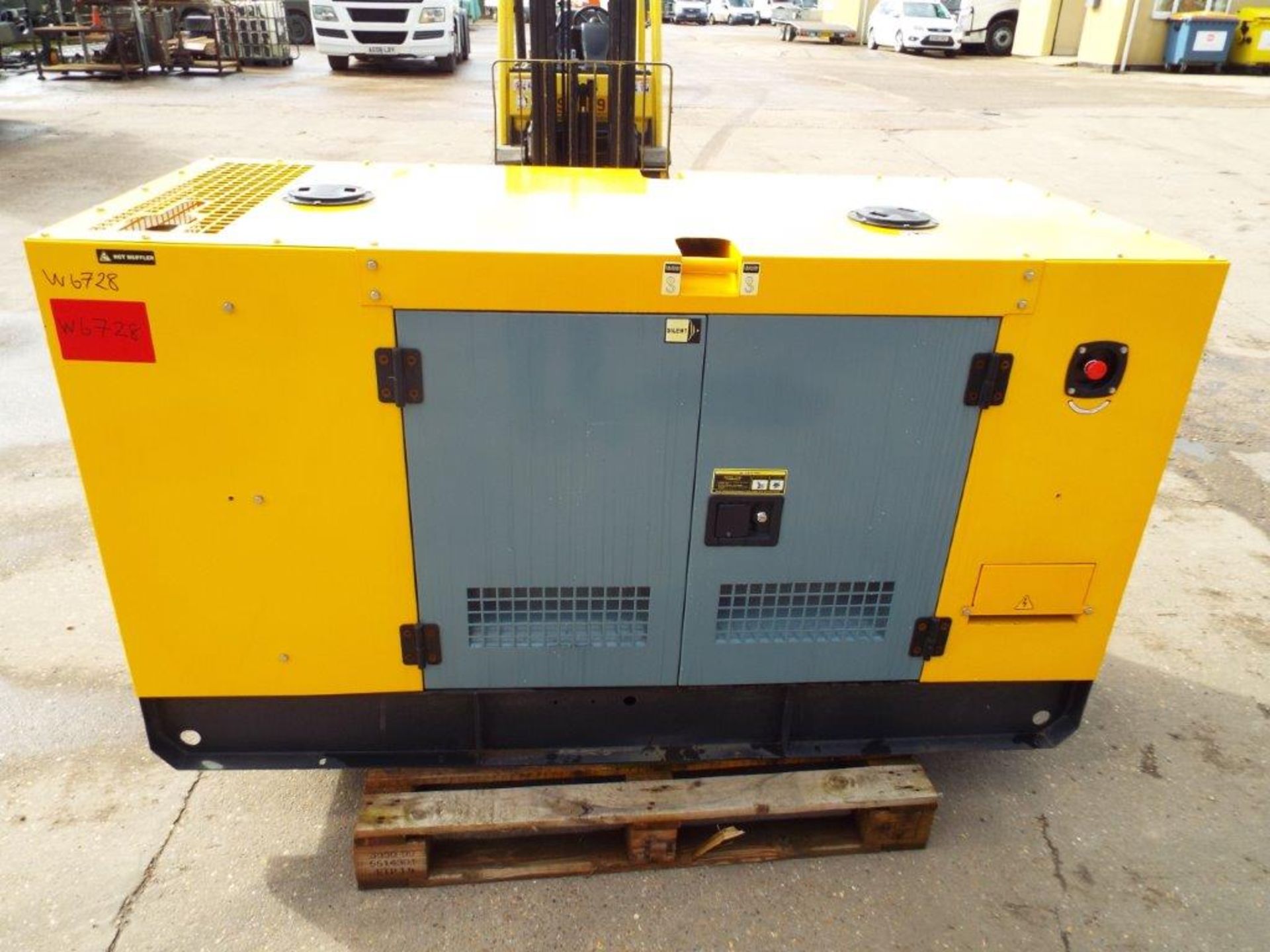 UNISSUED WITH TEST HOURS ONLY 40 KVA 3 Phase Silent Diesel Generator Set - Image 5 of 16