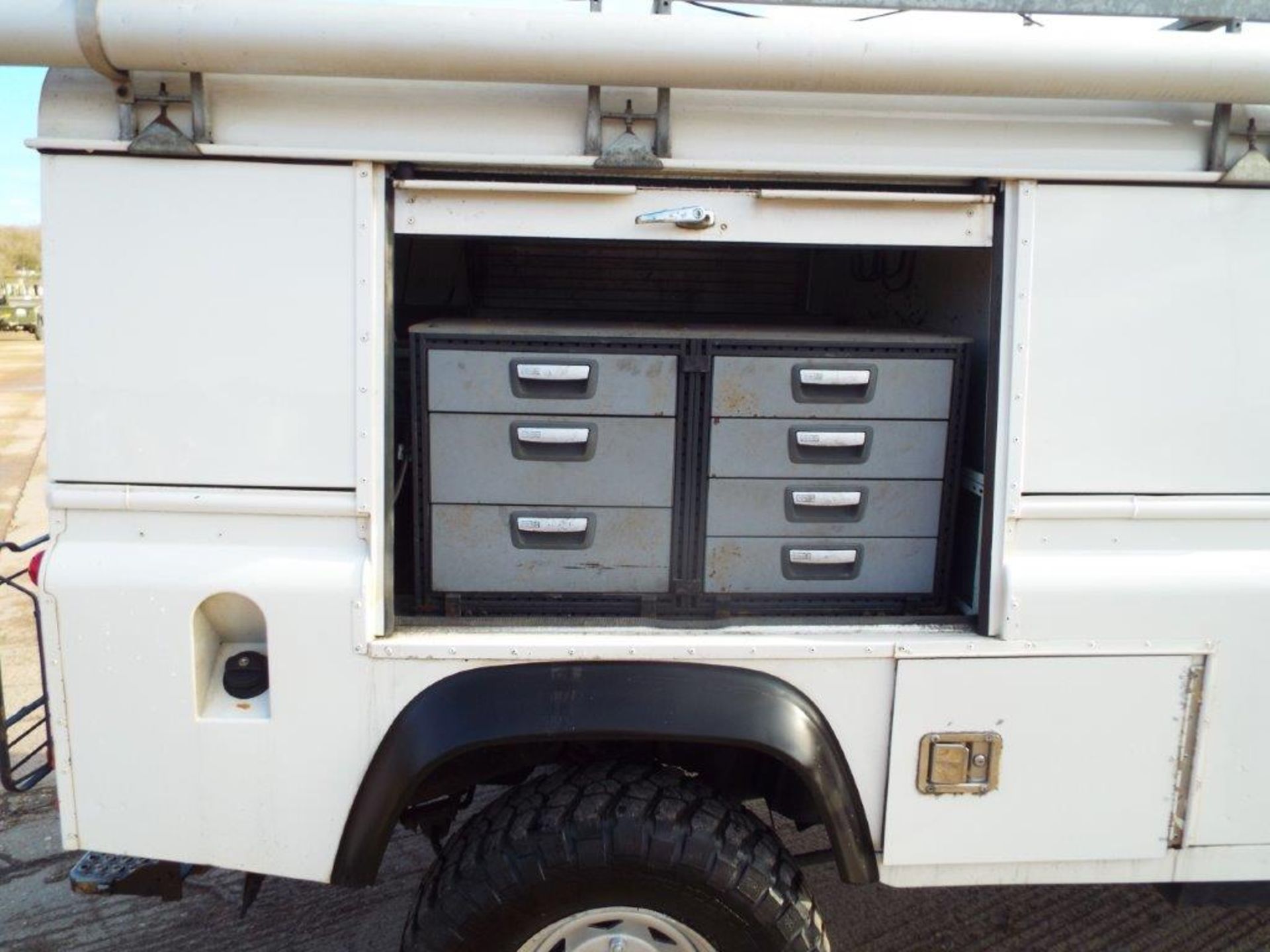 Land Rover Defender 110 Puma Hardtop 4x4 Special Utility (Mobile Workshop) complete with Winch - Image 25 of 32