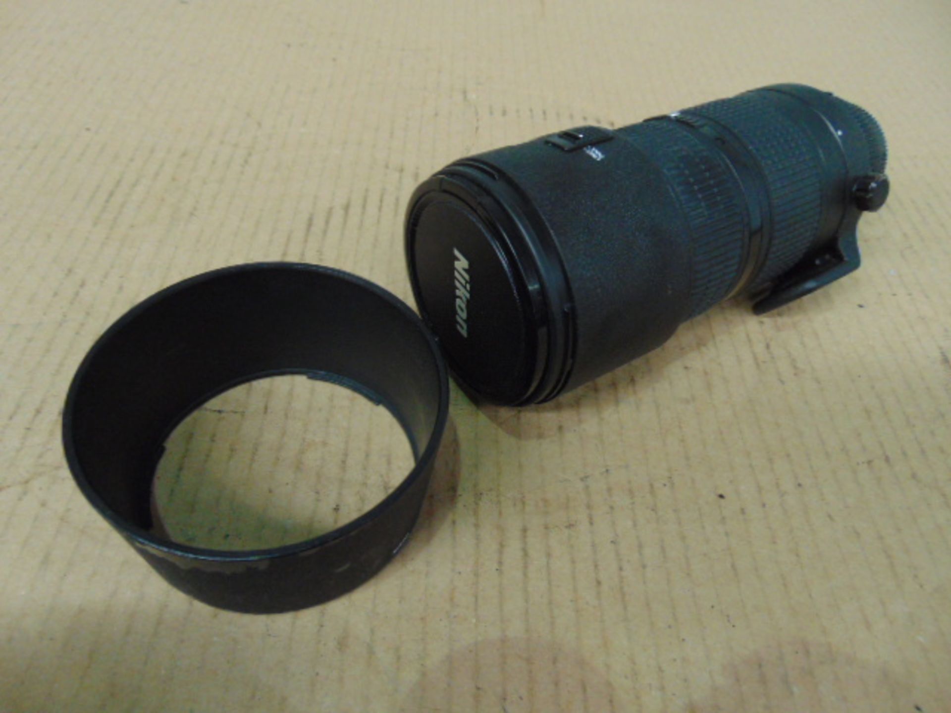 Nikon ED AF Nikkor 80-200mm 1:2.8 D Lense with Leather Carry Case - Image 8 of 11