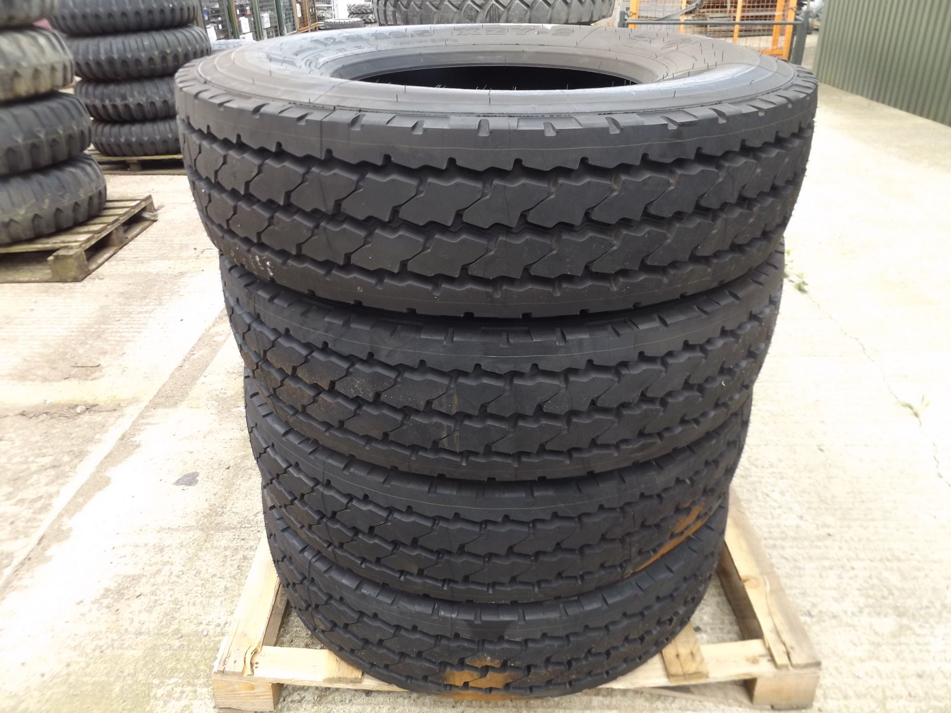 4 x Michelin 12R 22.5 XZY-2 Tyres