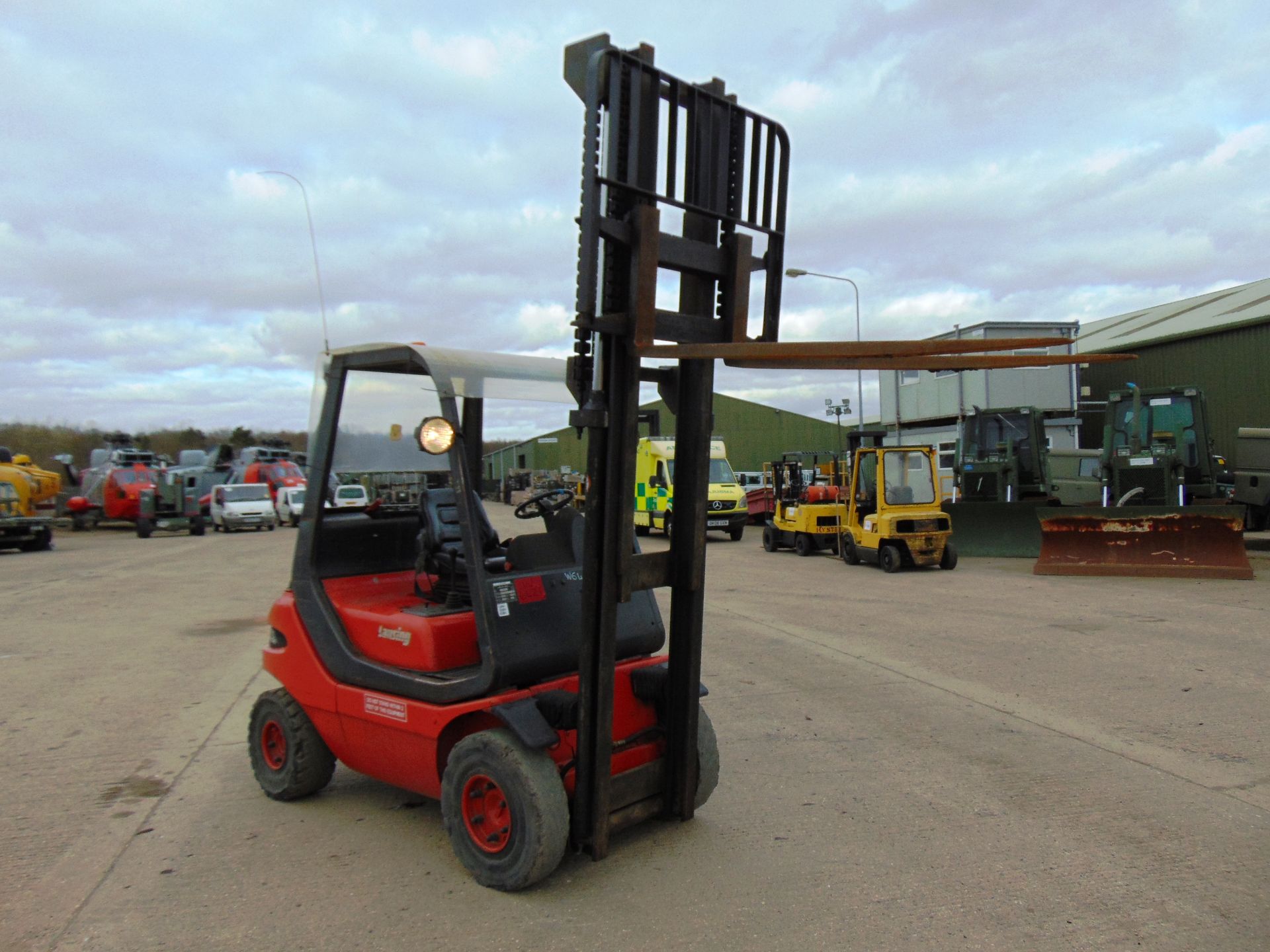Linde H20D Counter Balance Diesel Forklift - Bild 8 aus 15