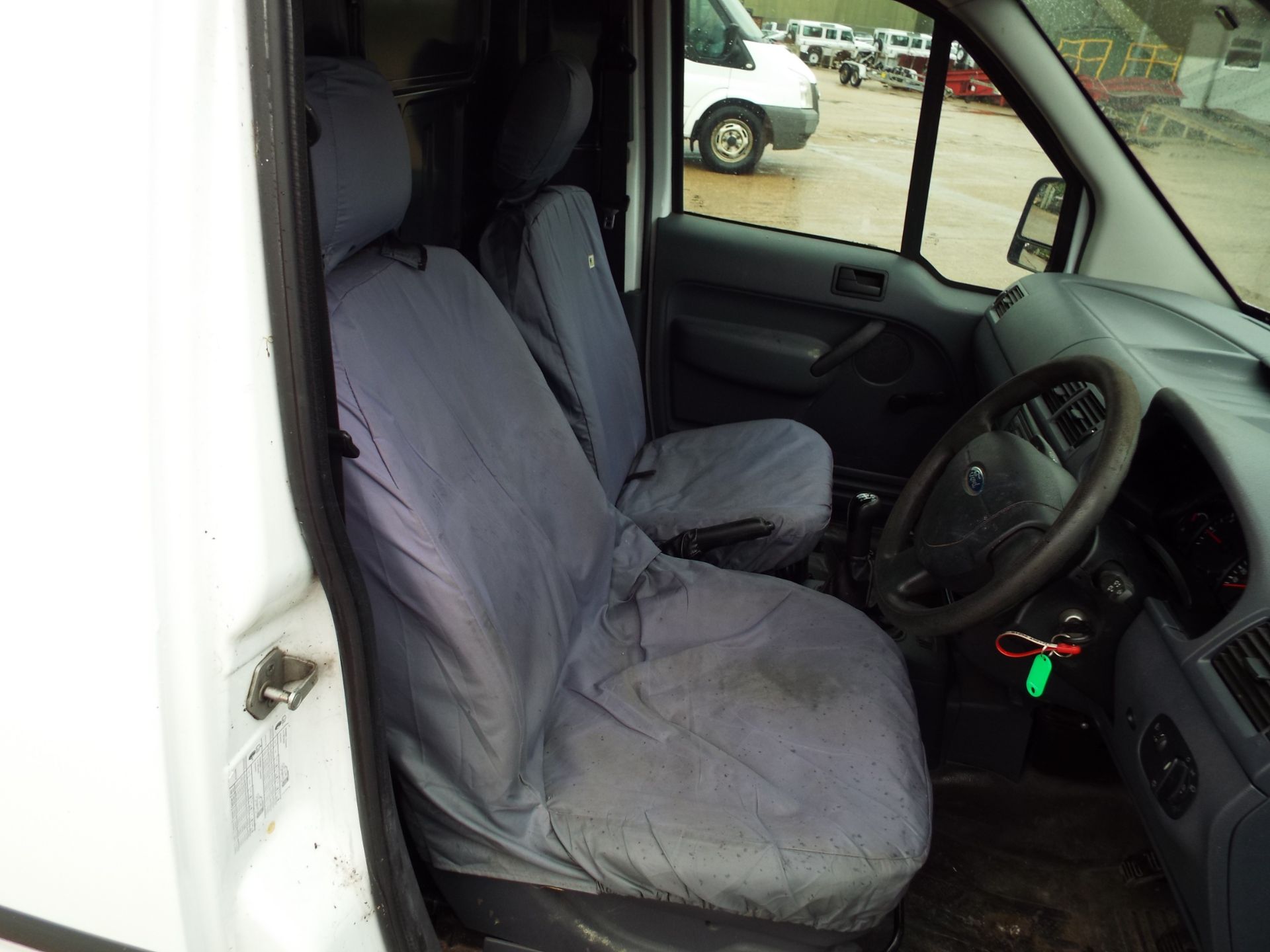 Ford Transit Connect T200 L75 Panel Van - Image 11 of 15