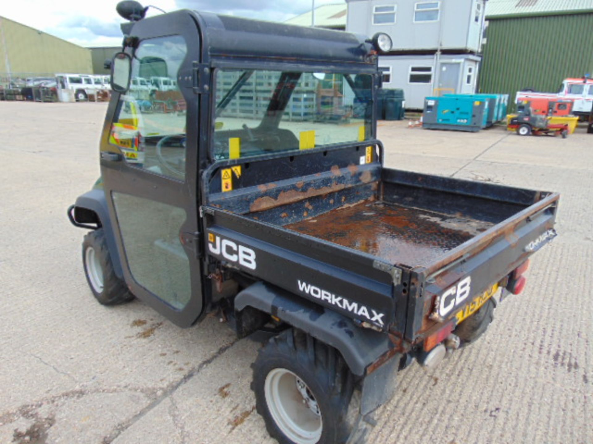 2015 JCB Workmax 1000D 4WD Diesel with rear tipping body and power steering 838 hours ONLY - Image 5 of 11