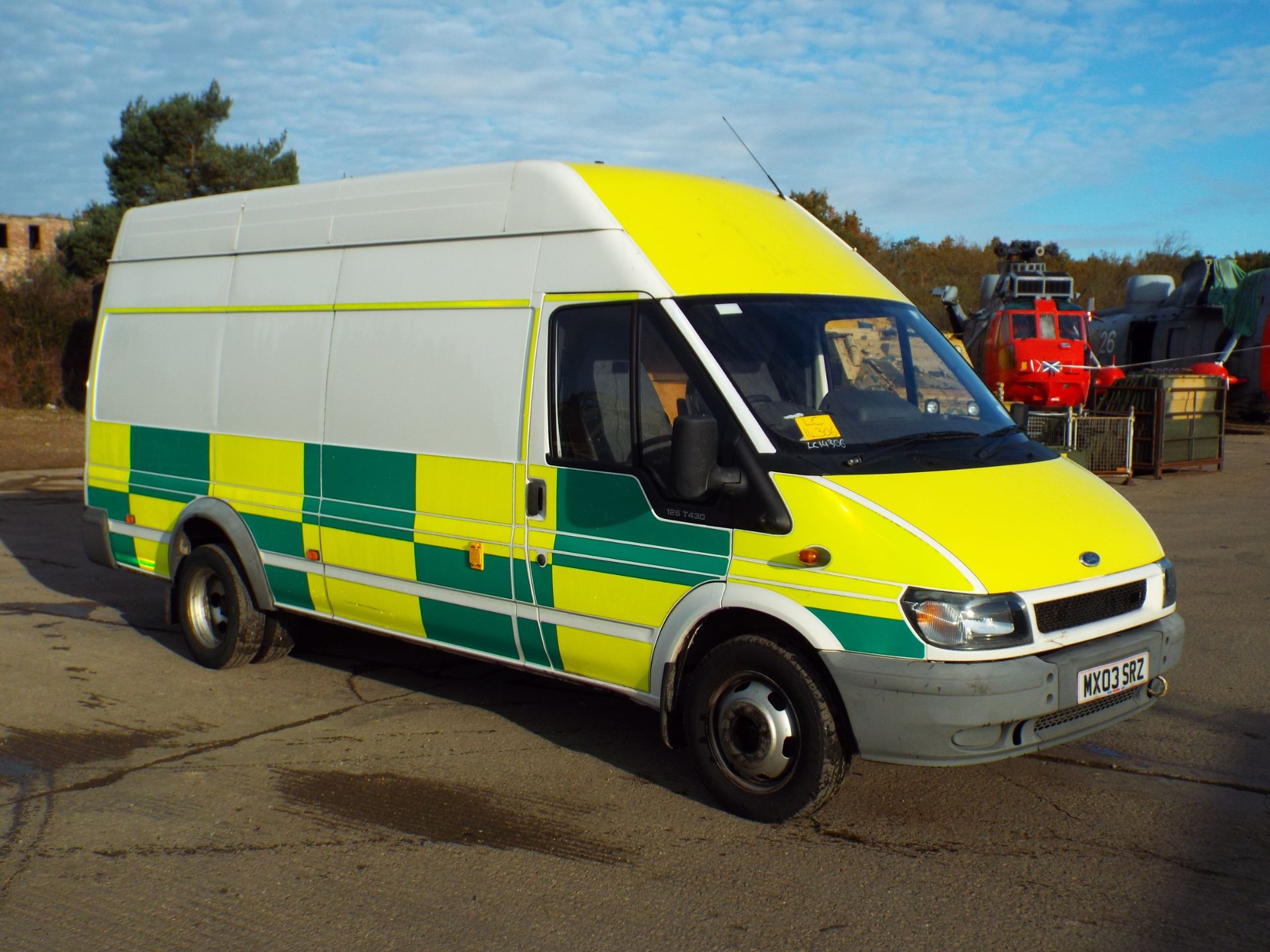 Ford Transit 125 T430 with Tail Lift - Only 35,828 miles!