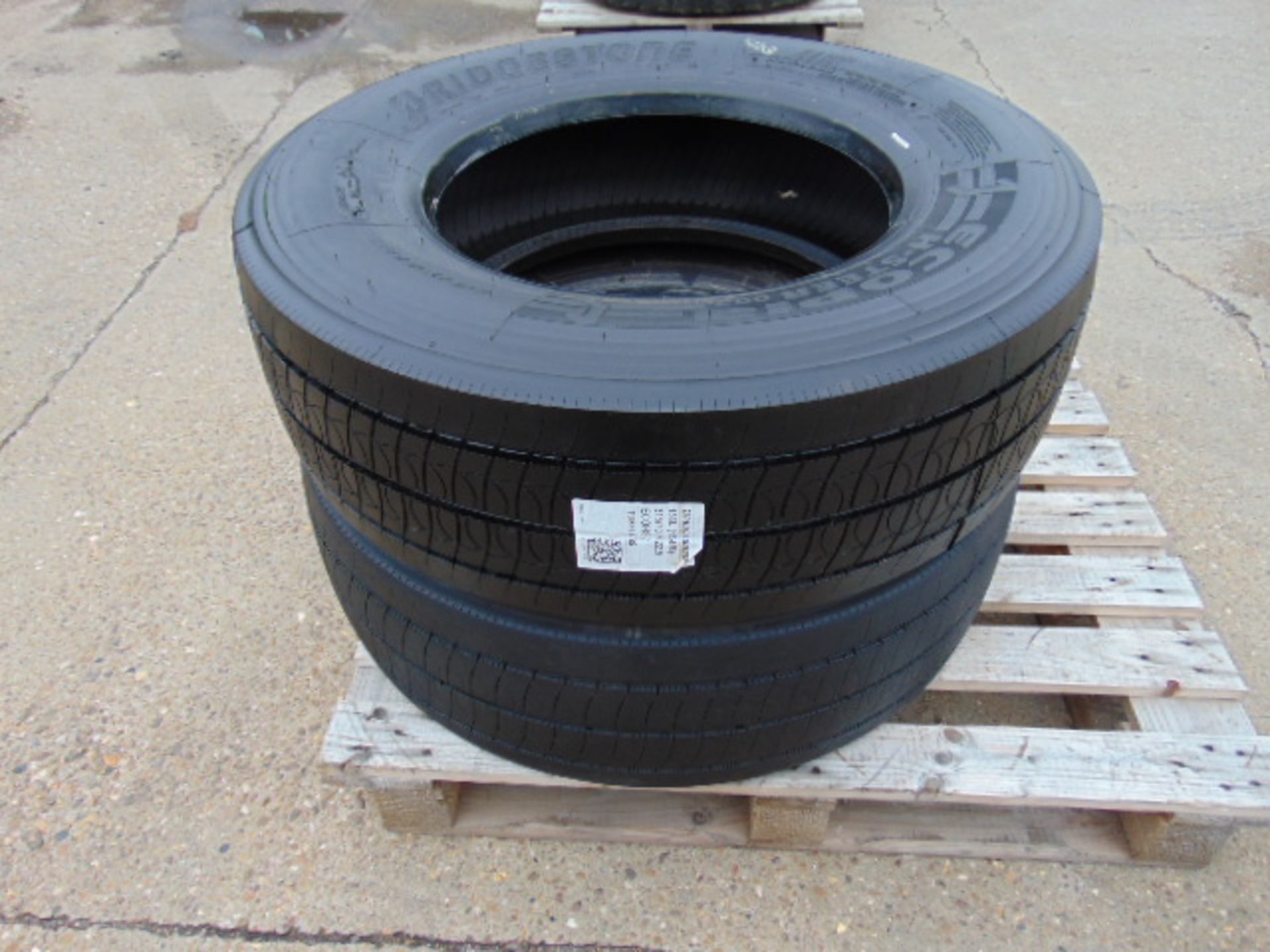 2 x Bridgestone Ecopla H-Steer 325/70 R 22.5 Tyres - Image 2 of 5