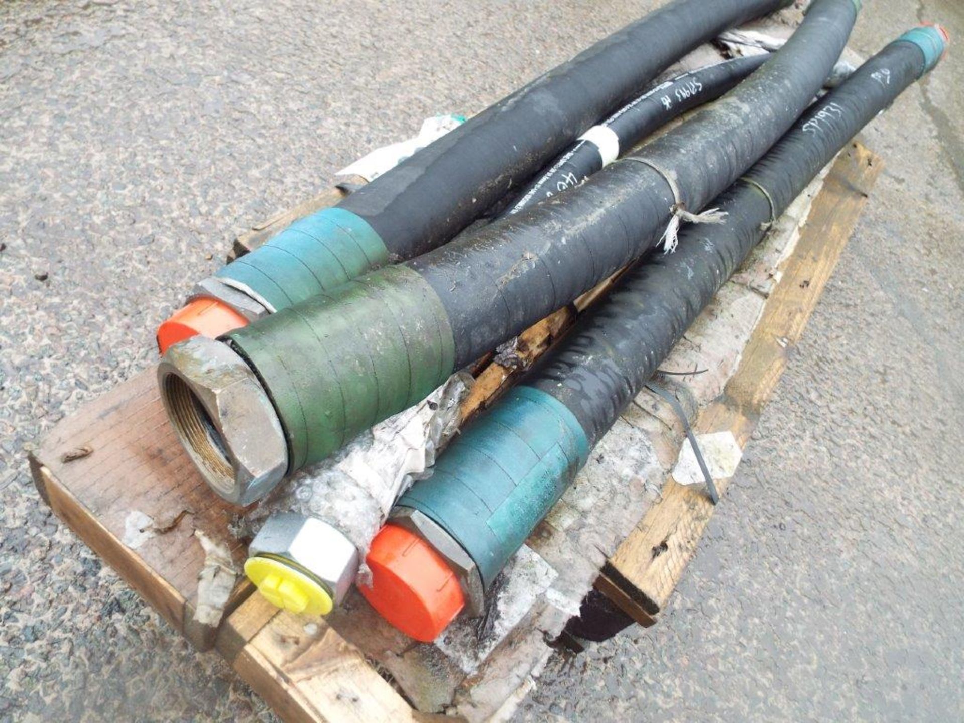 6 x Mixed Hydraulic and Rubber Hoses - Image 5 of 6