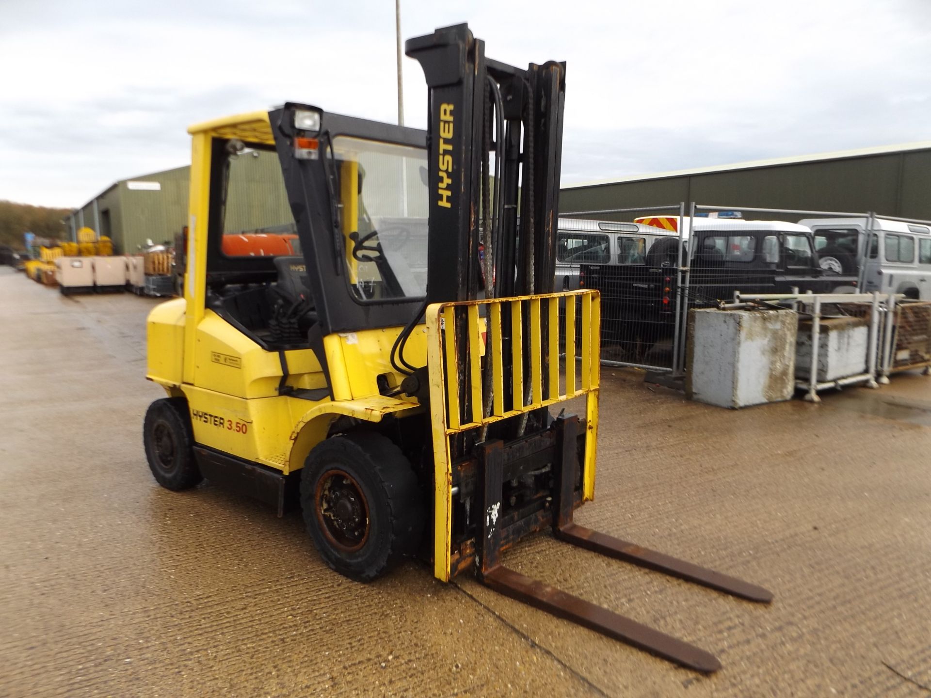 Hyster 3.50 XM Counter Balance Gas powered Forklift