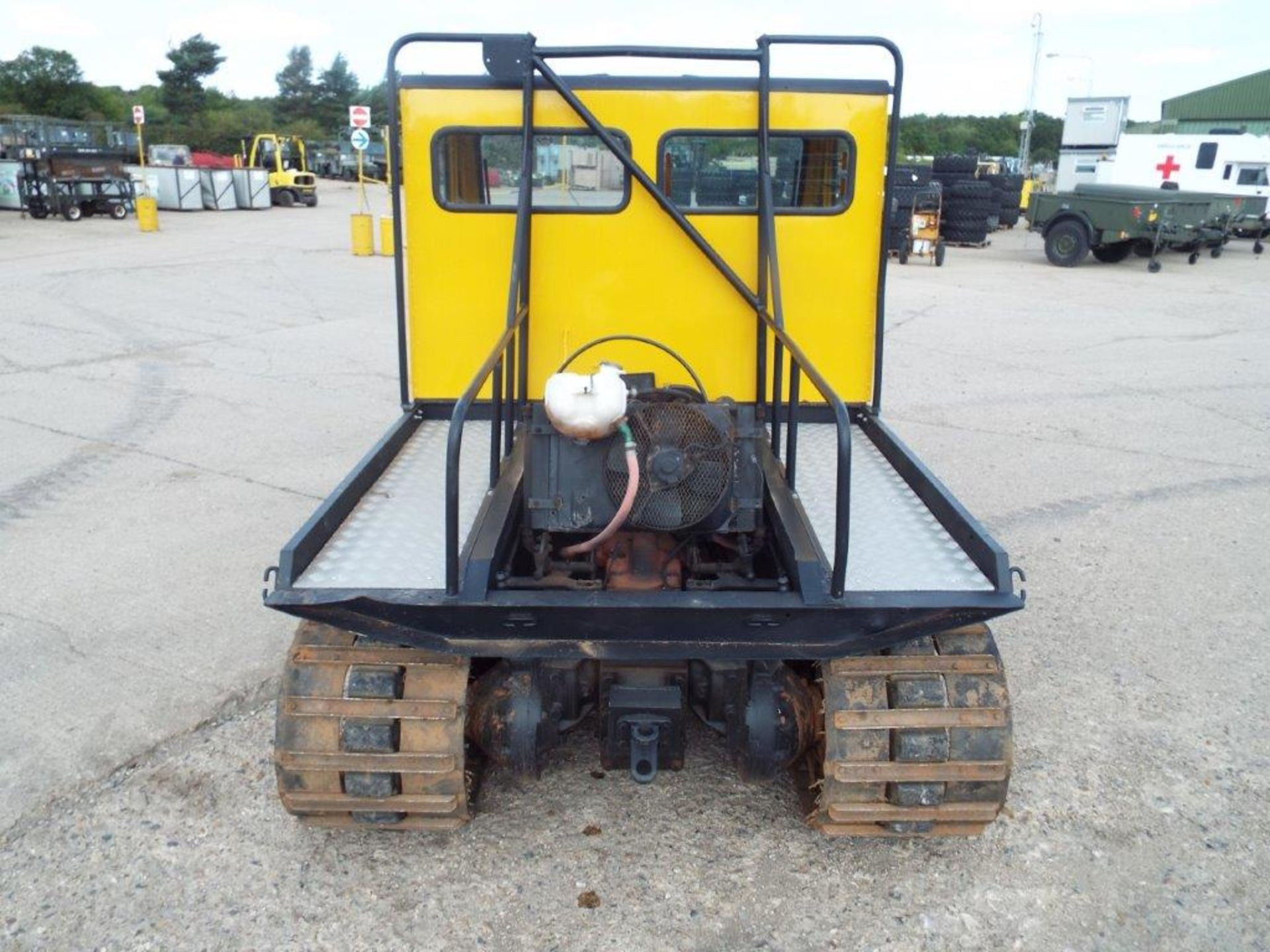 Garron 11D All Terrain Tracked Vehicle - Image 6 of 22