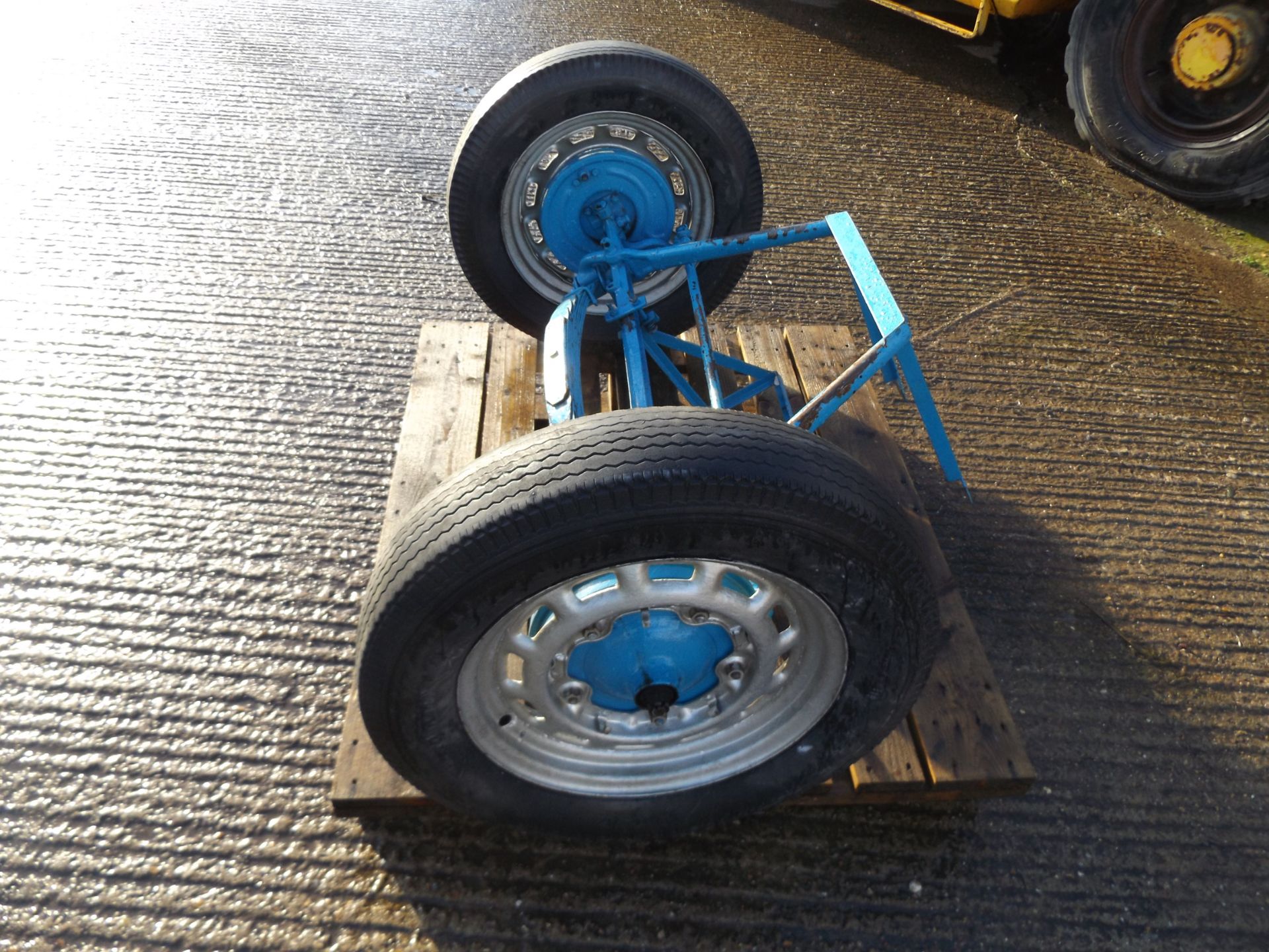 Wheel, Tyre and Steering Assembly - Image 3 of 7