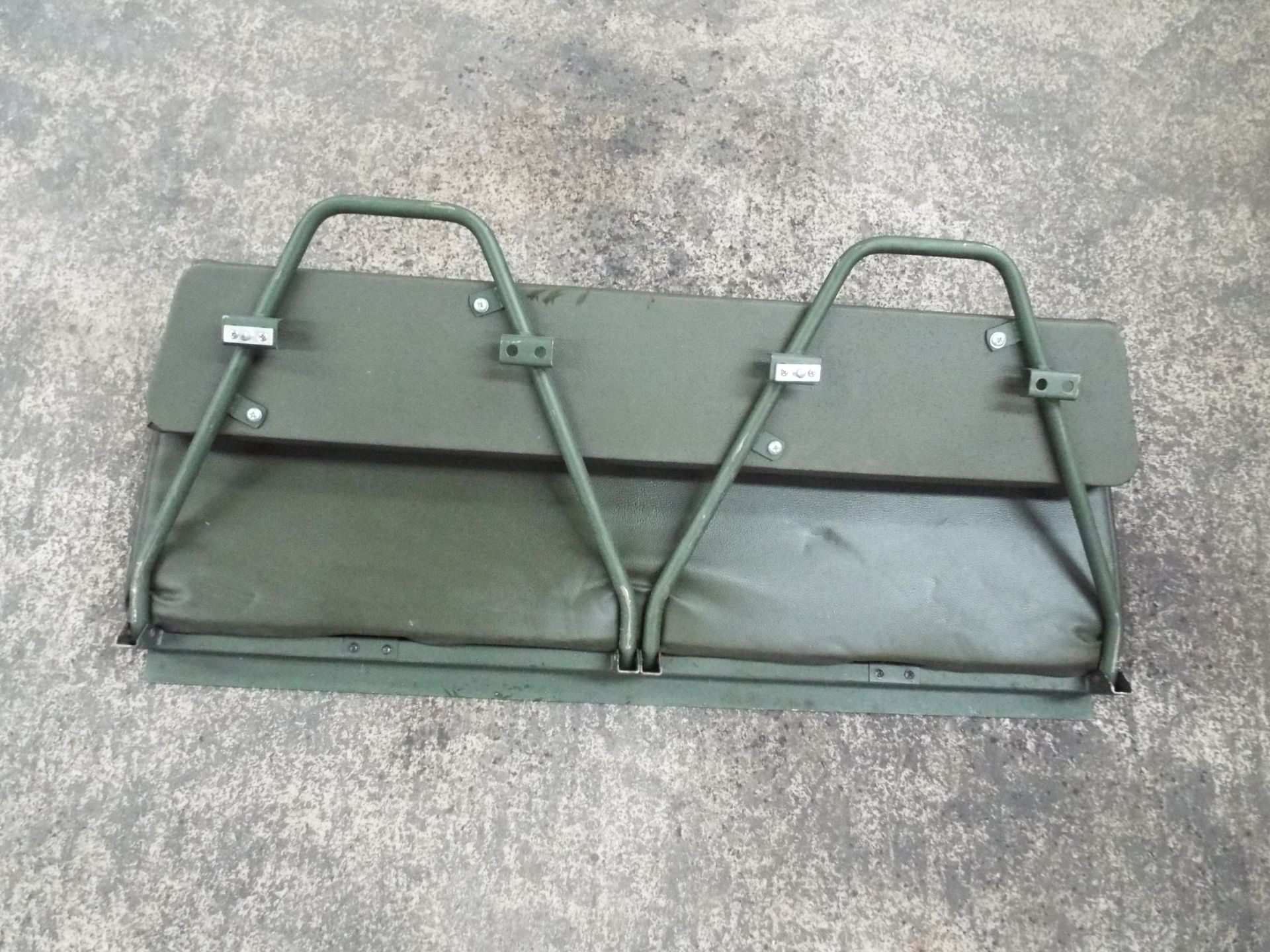 Pinzgauer Rear Bench Seat - Image 4 of 5