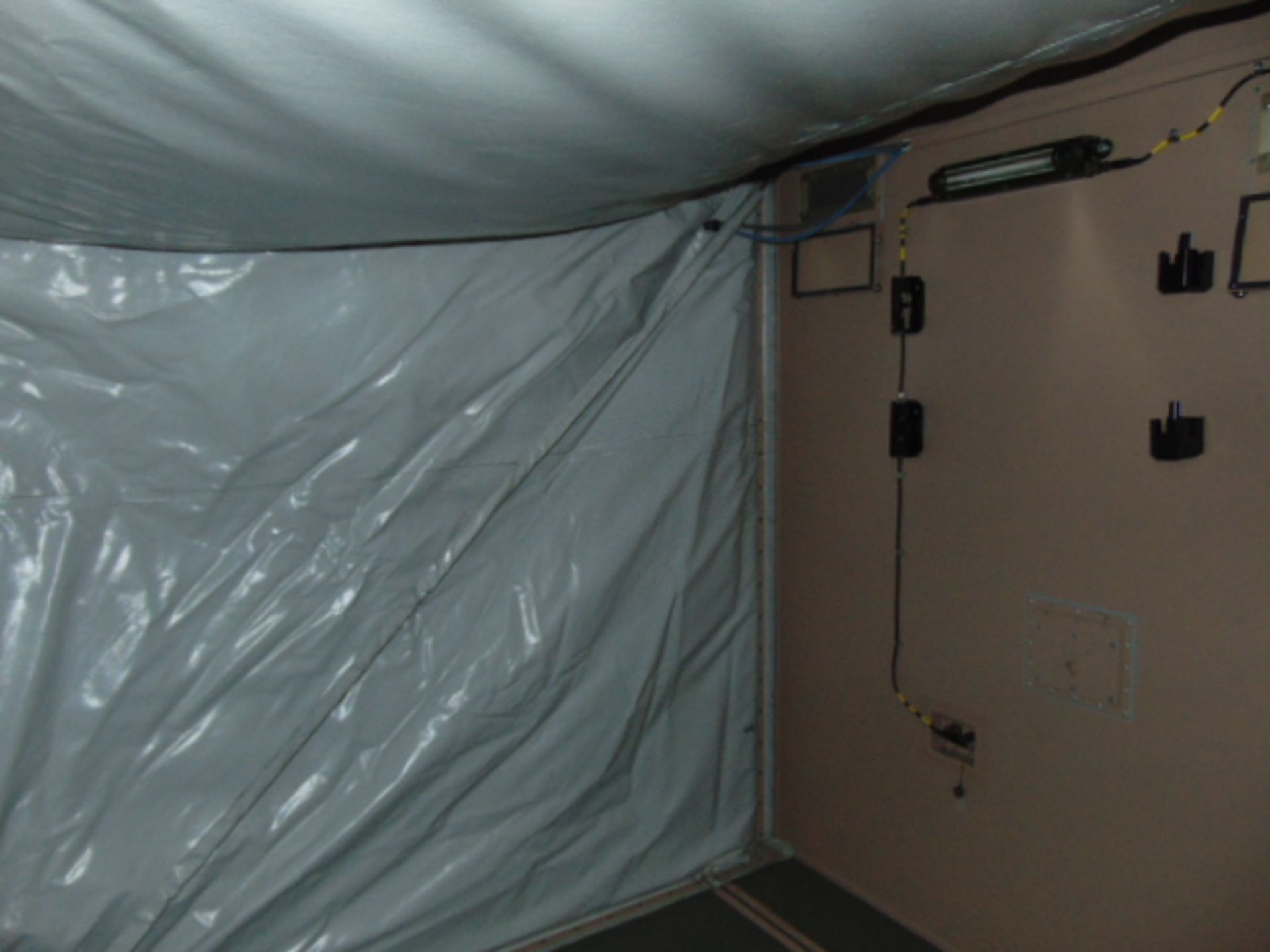 Containerised Insys Ltd Integrated Biological Detection/Decontamination System (IBDS) - Bild 23 aus 64