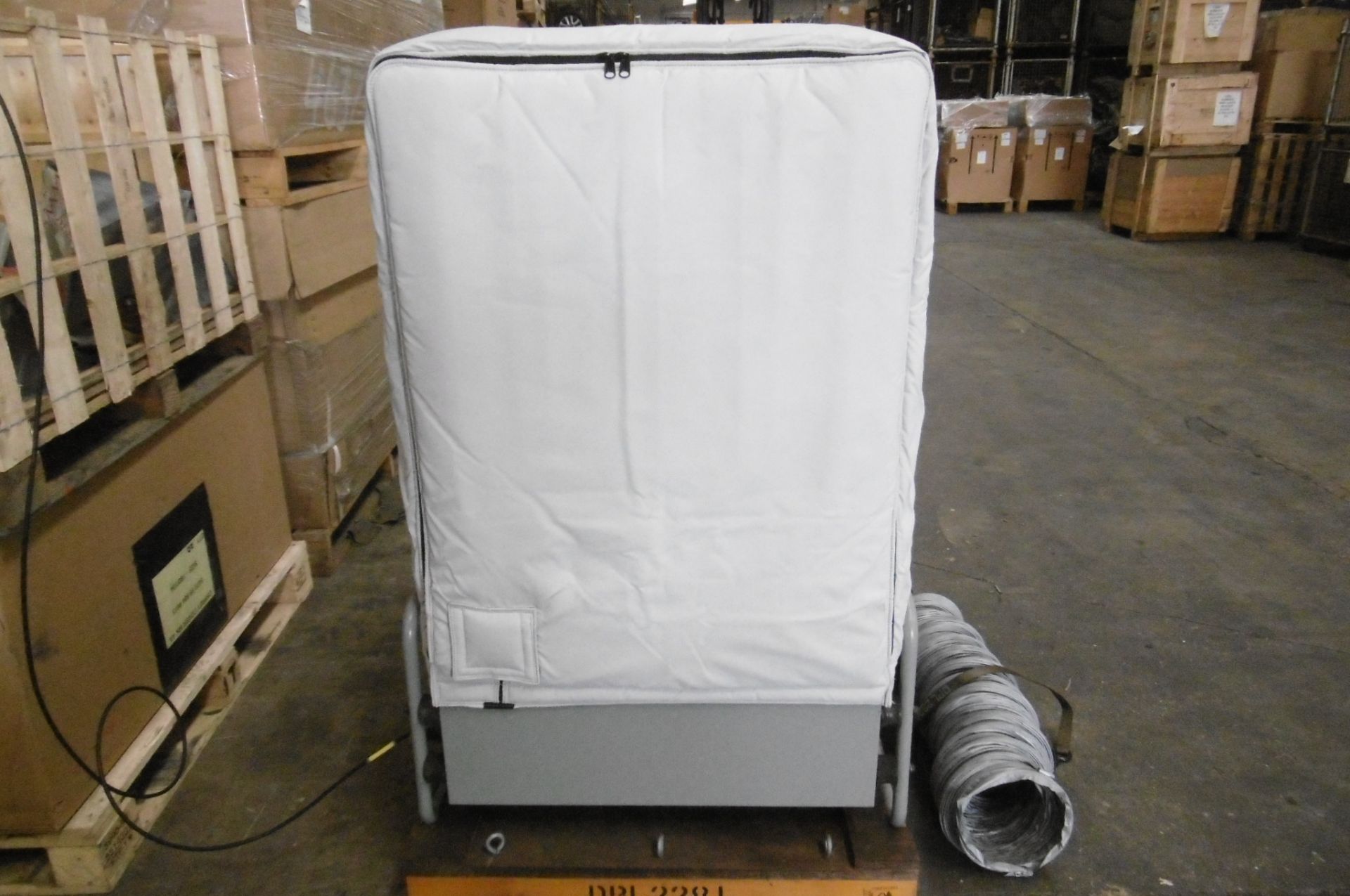 Unissued Aerotrim EC04 Collapsible Refrigeration Unit - Bild 2 aus 8