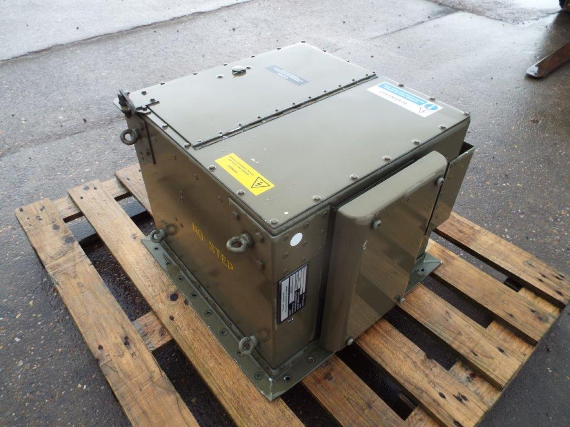 MSV Ltd Transformer Unit - Image 4 of 10