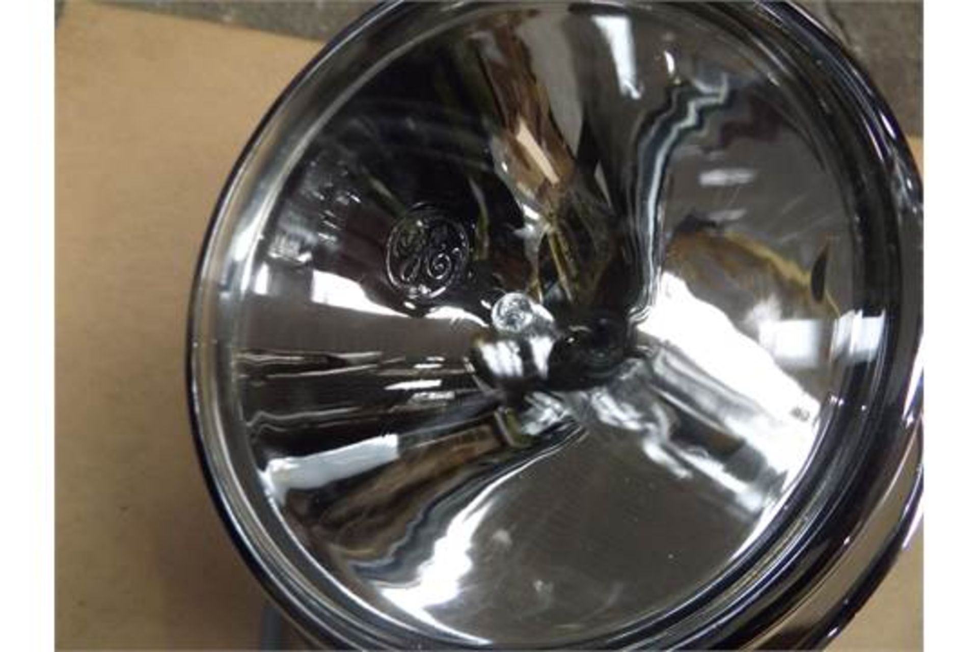 2 x General Electric Halogen Vehicle Spot Lamp Assys - Image 3 of 4