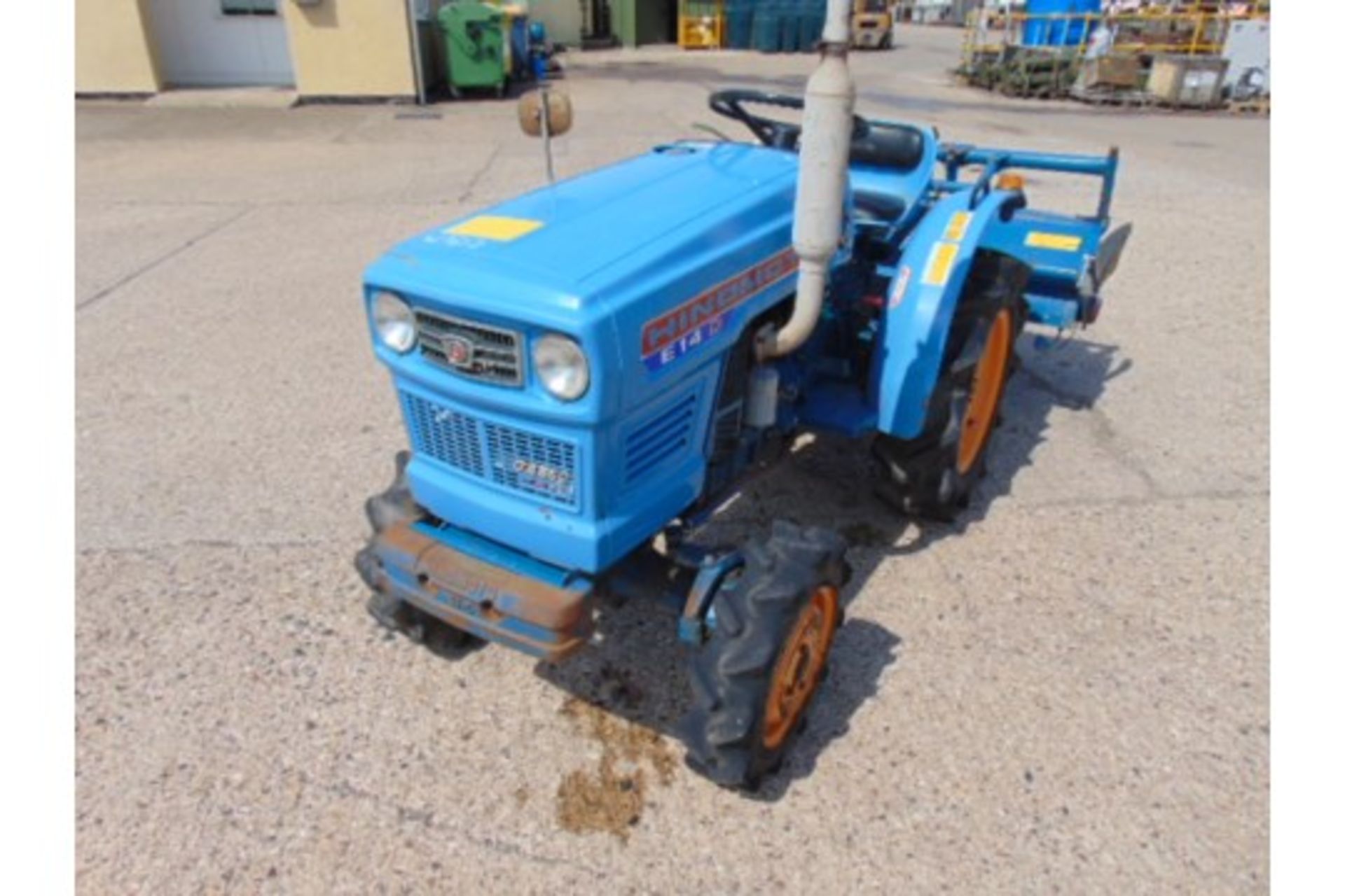 Hinomoto E14D Tractor 4 x 4 c/w DS1201 Rotovator - Image 3 of 18