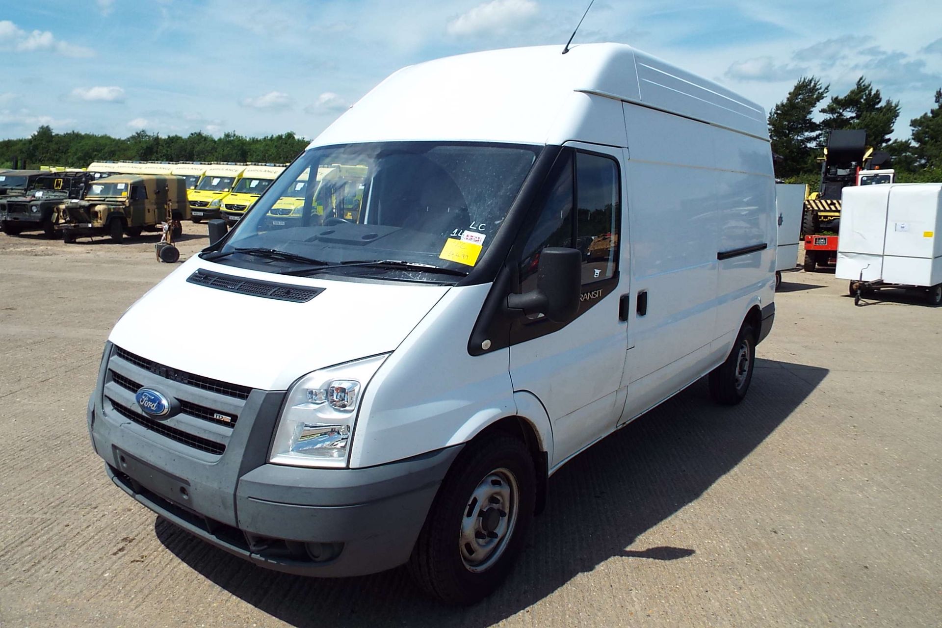 Ford Transit 115 T330 High Roof Panel Van - Bild 3 aus 18