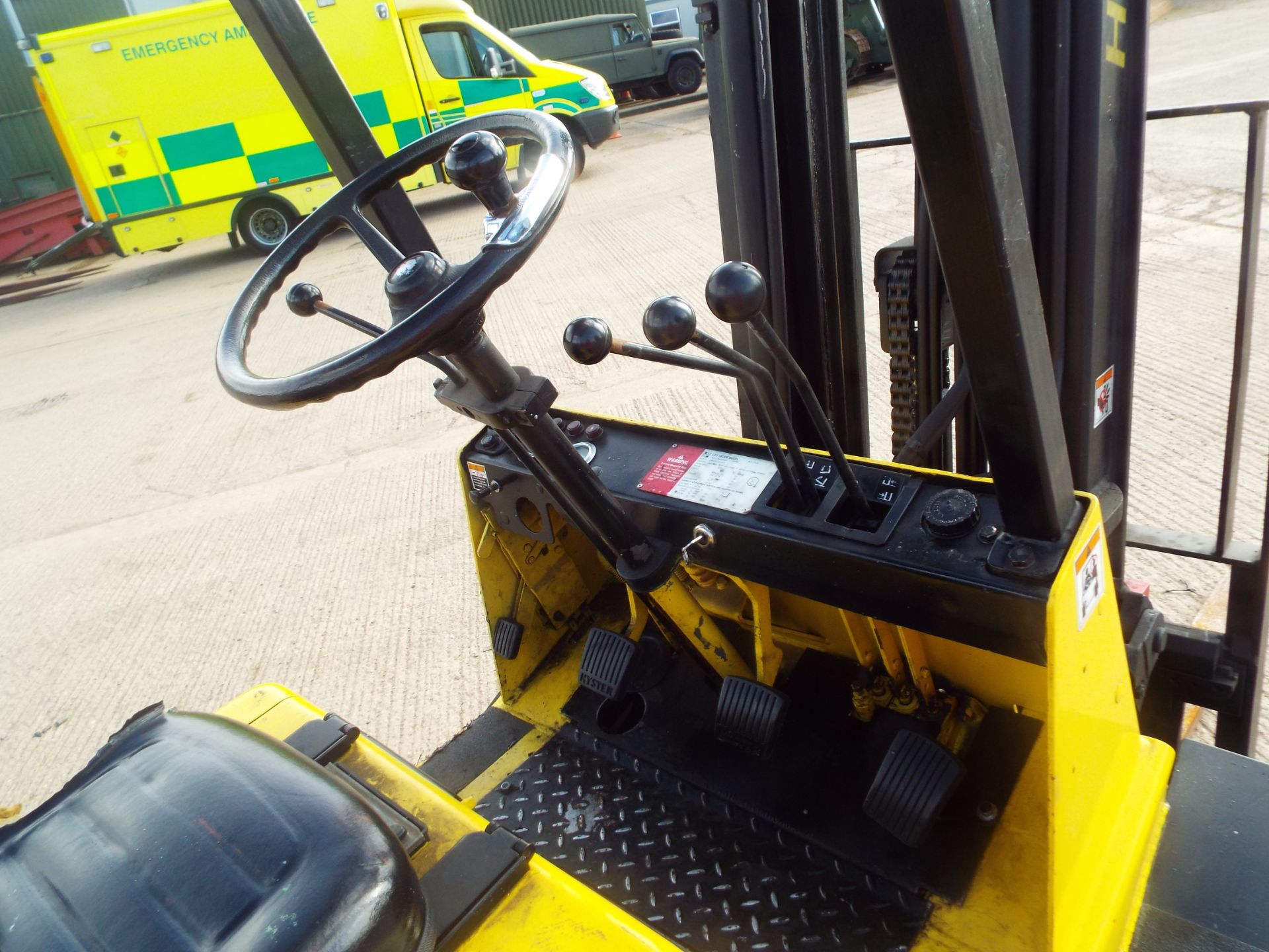 Hyster H1.75XL Counter Balance LPG Container Forklift - Image 11 of 20