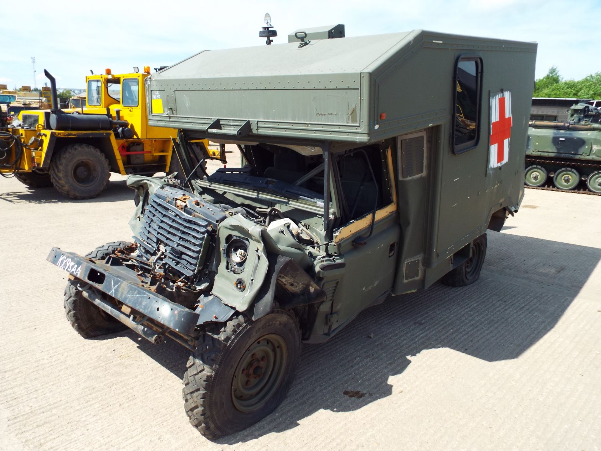 Military Specification Land Rover Wolf 130 Ambulance - Image 3 of 20