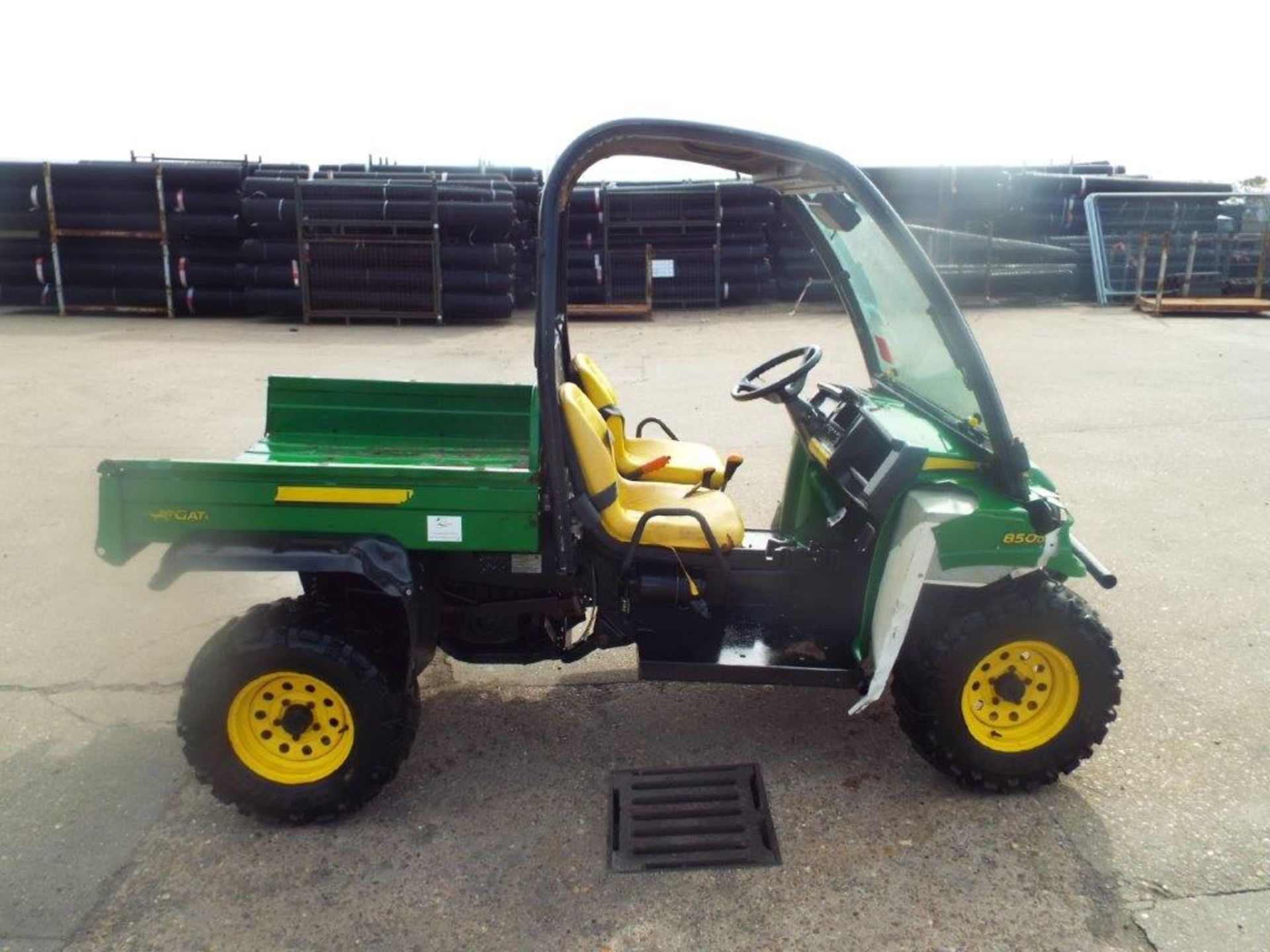 2009 John Deere Gator 850d 4WD Utility ATV - Image 4 of 22