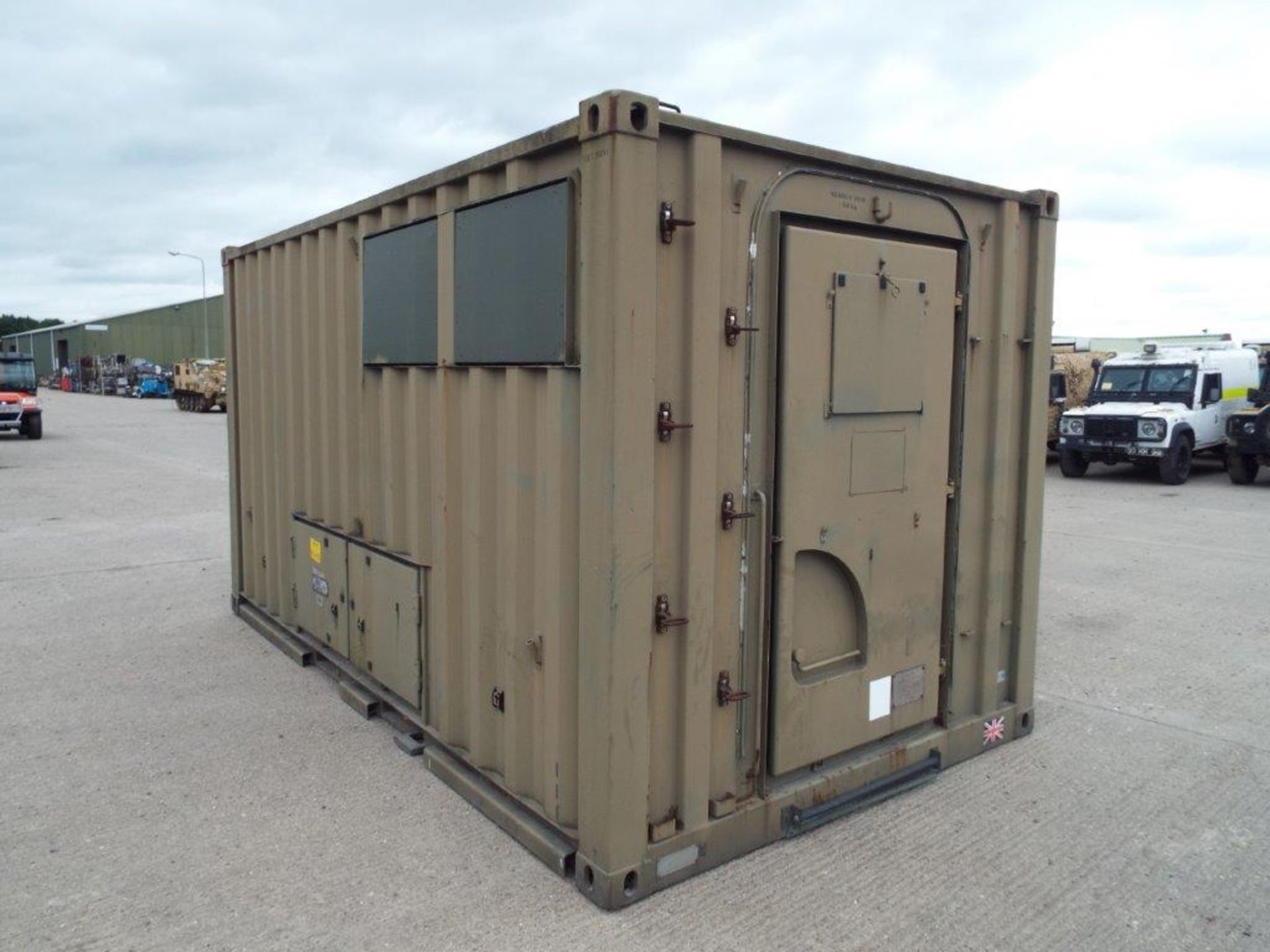 Demountable Office Unit C/W Twist Locks, Air Con, Work Stations etc - Image 15 of 26