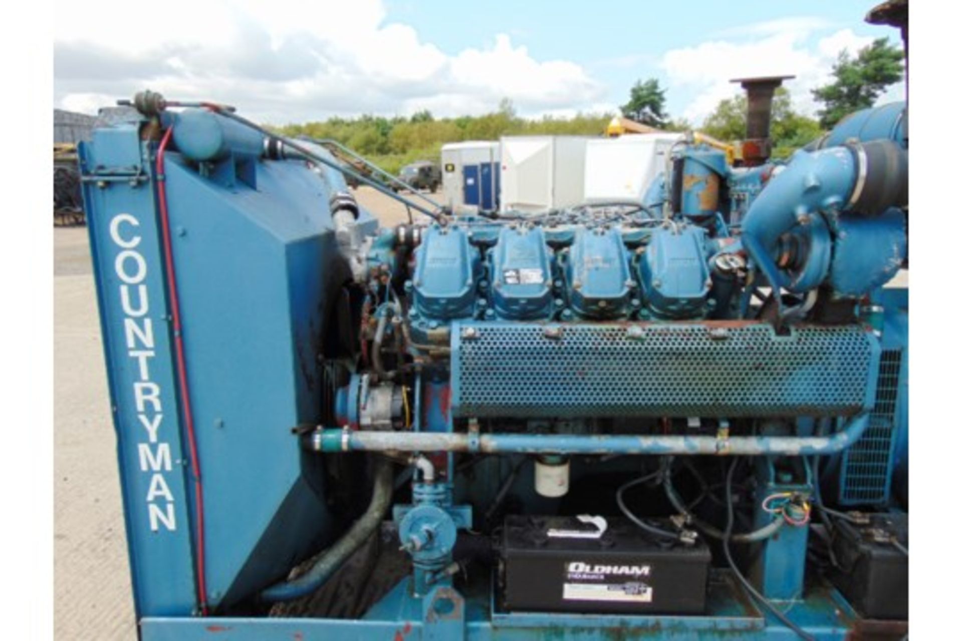 Countryman 325KVA 3 Phase FIAT V8 Twin Turbo Diesel Generator - Bild 11 aus 20