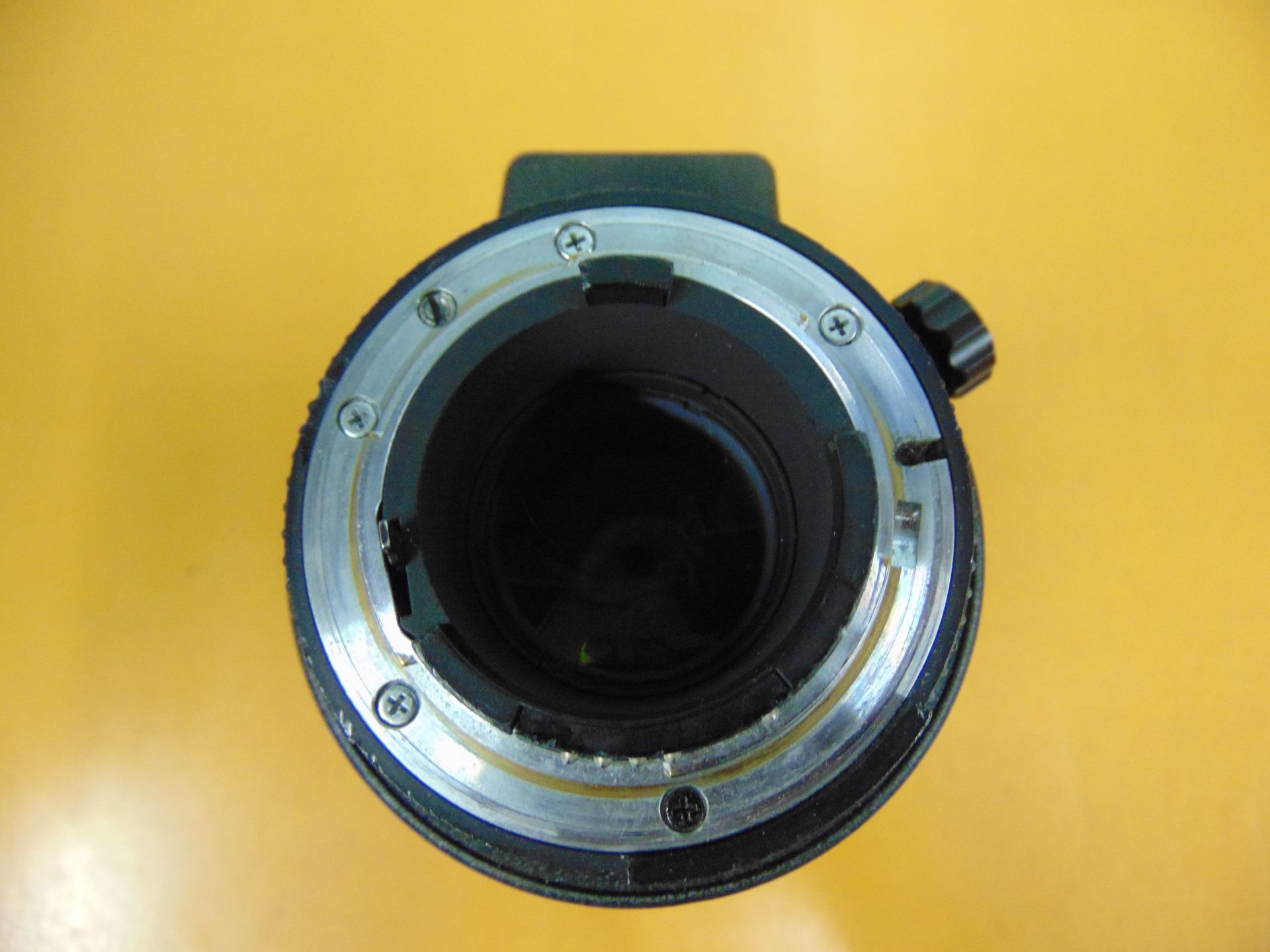 Nikon ED AF Nikkor 80-200mm 1:2.8 D Lense with Leather Carry Case - Image 6 of 8