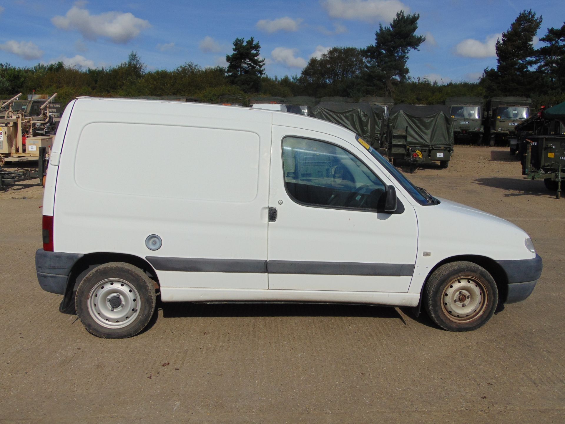 Peugeot Partner Van - Bild 8 aus 18