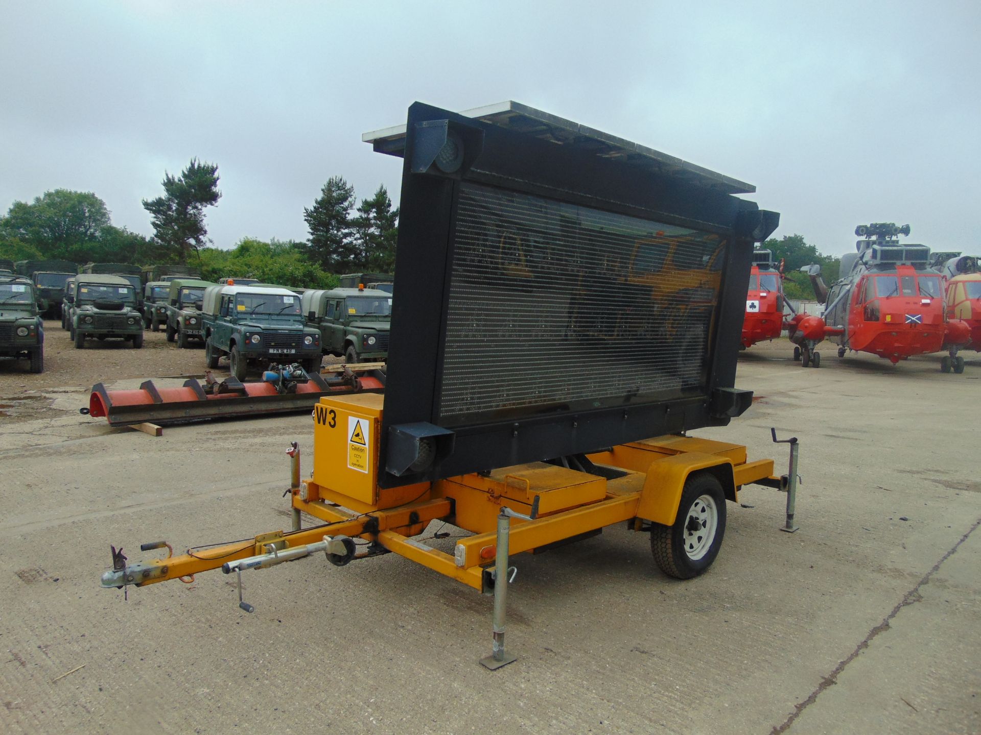 American Signal Co. Single Axle Trailer Mounted Solar Message Board - Image 3 of 22