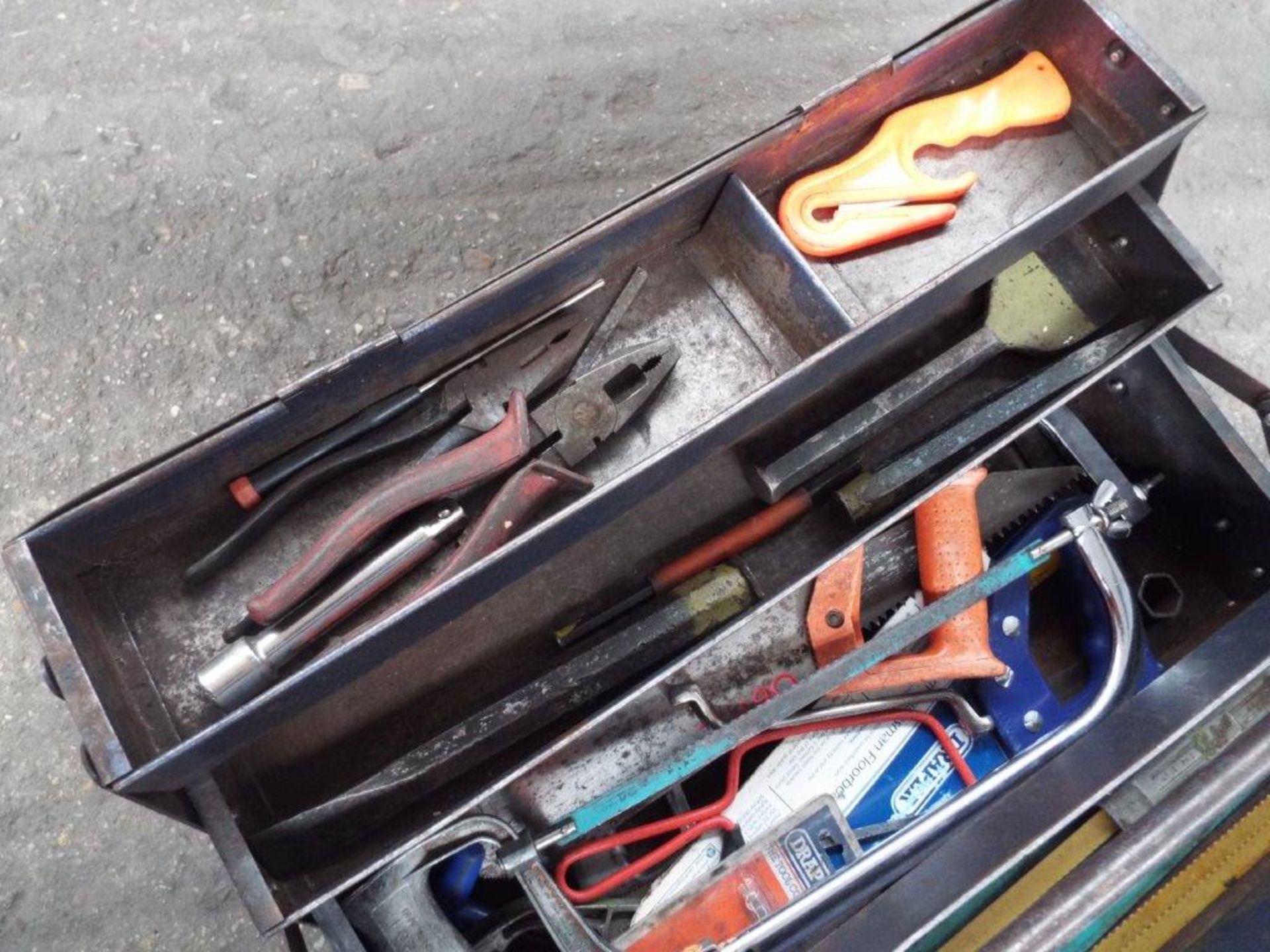 Heavy Duty Steel Cantilever Tool Box Complete with a Selection of Tools. - Image 2 of 6