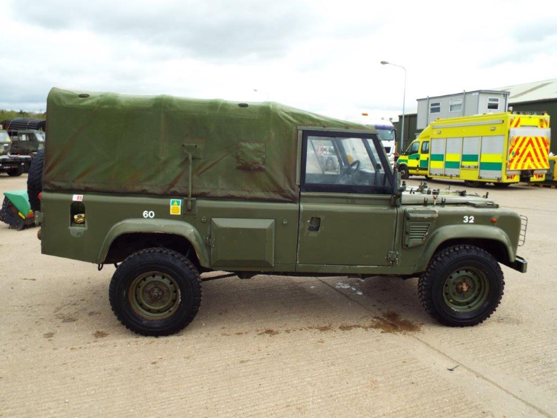 Military Specification Land Rover Wolf 110 Soft Top - Image 8 of 26