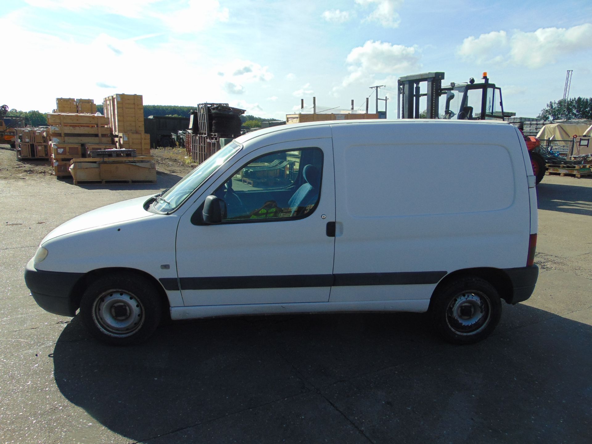 Peugeot Partner Van - Image 4 of 19