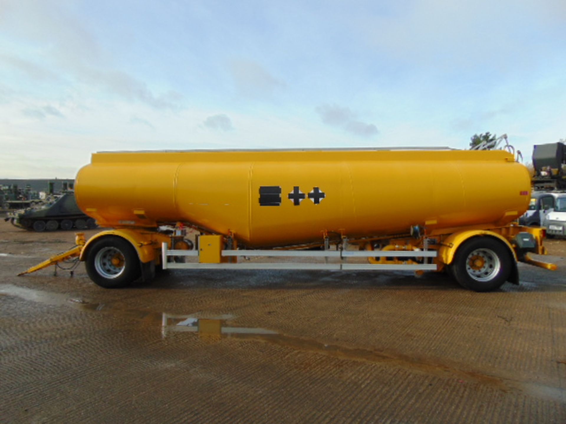 24000 Ltr Twin Axle Fluid Transfer Tanker Trailer - Bild 4 aus 16