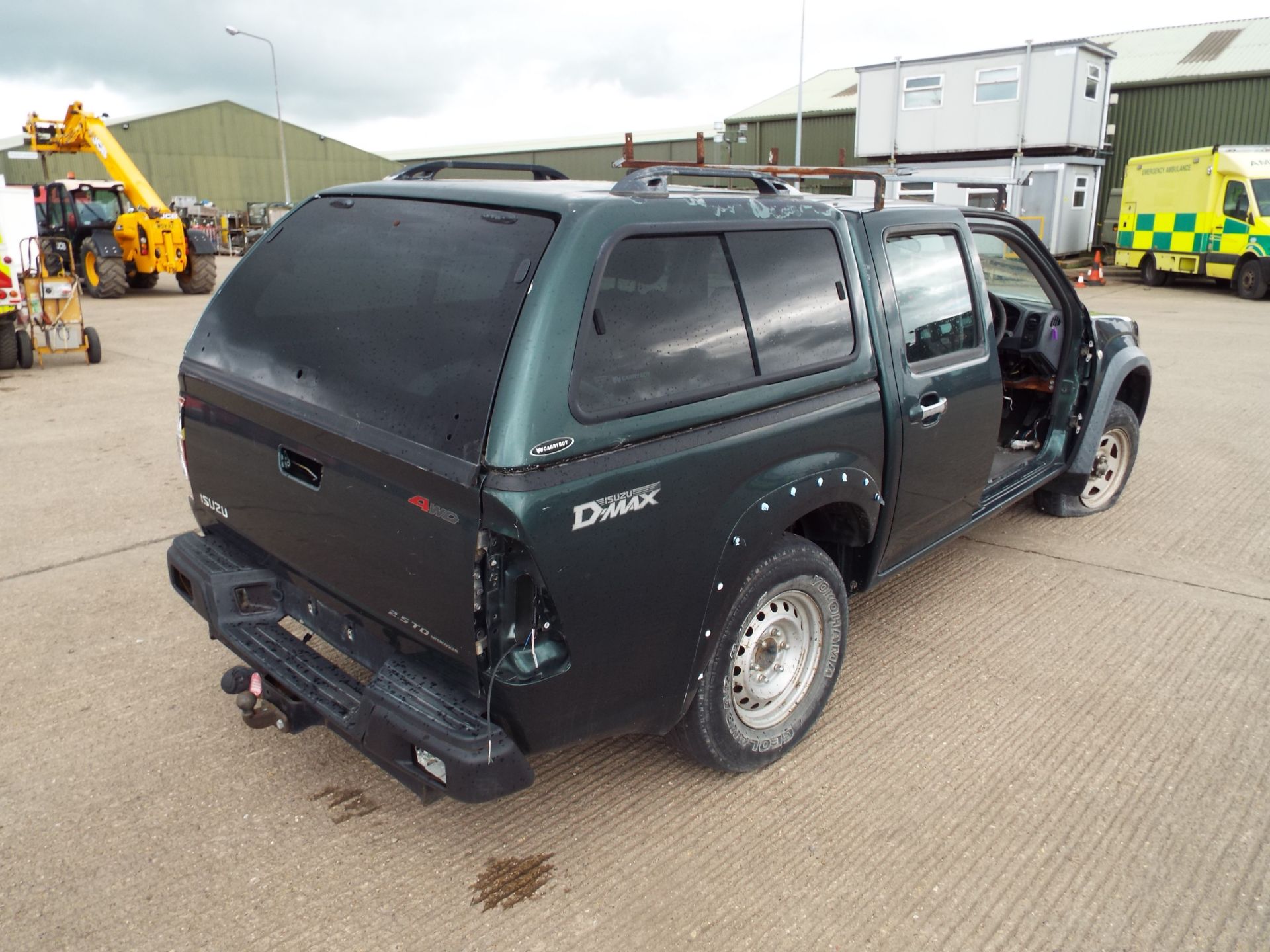 Isuzu D-Max Double Cab 2.5 TD 4 x 4 - Image 7 of 15