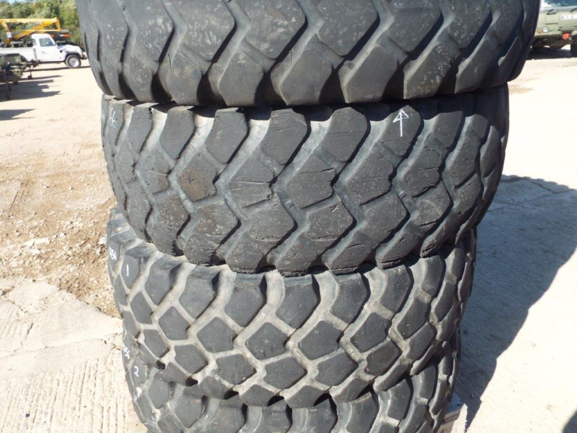 5 x Michelin 16.00 R20 XZL Tyres - Image 4 of 8