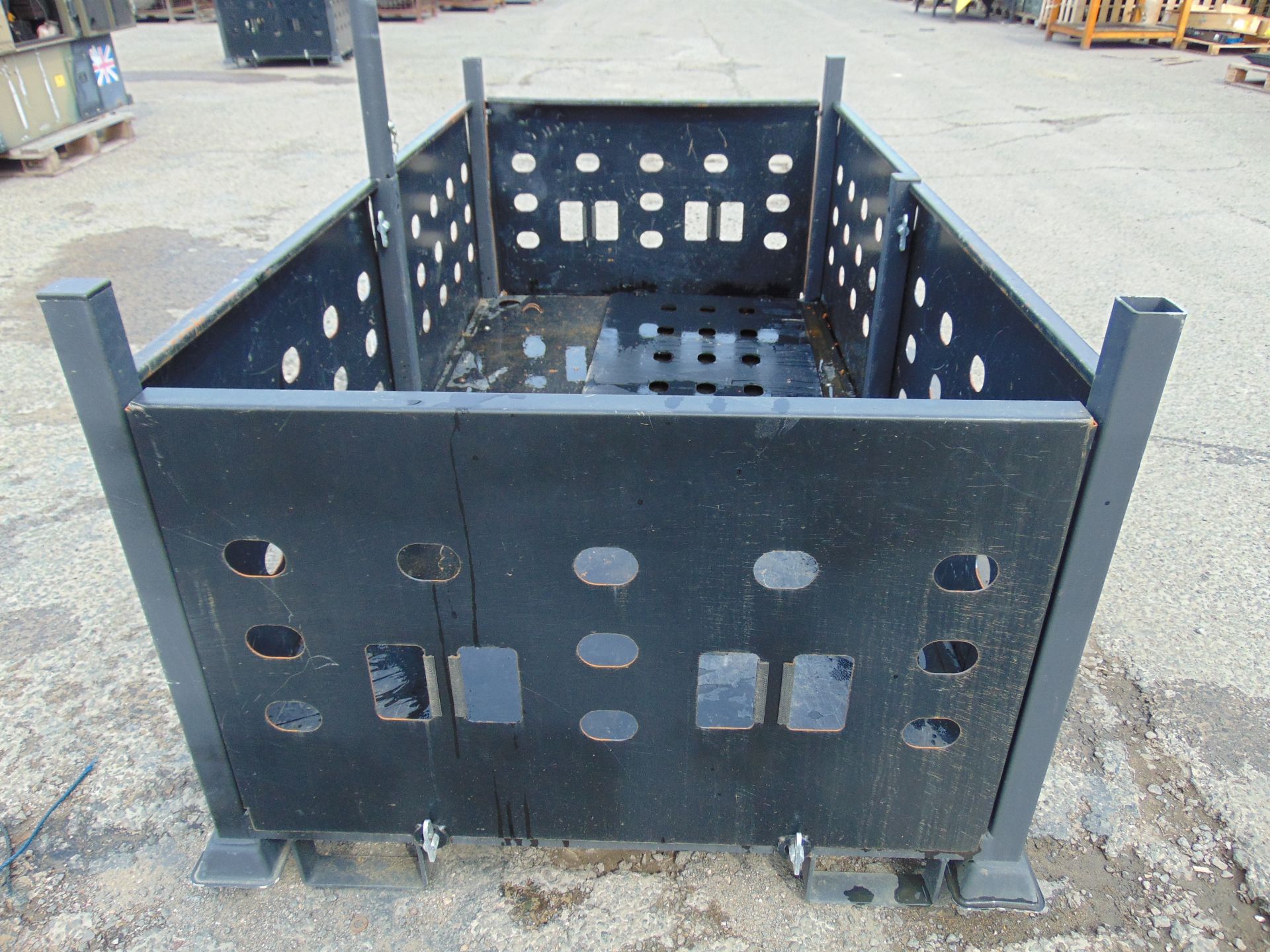 Heavy Duty Stackable Equipment Container - Bild 3 aus 7